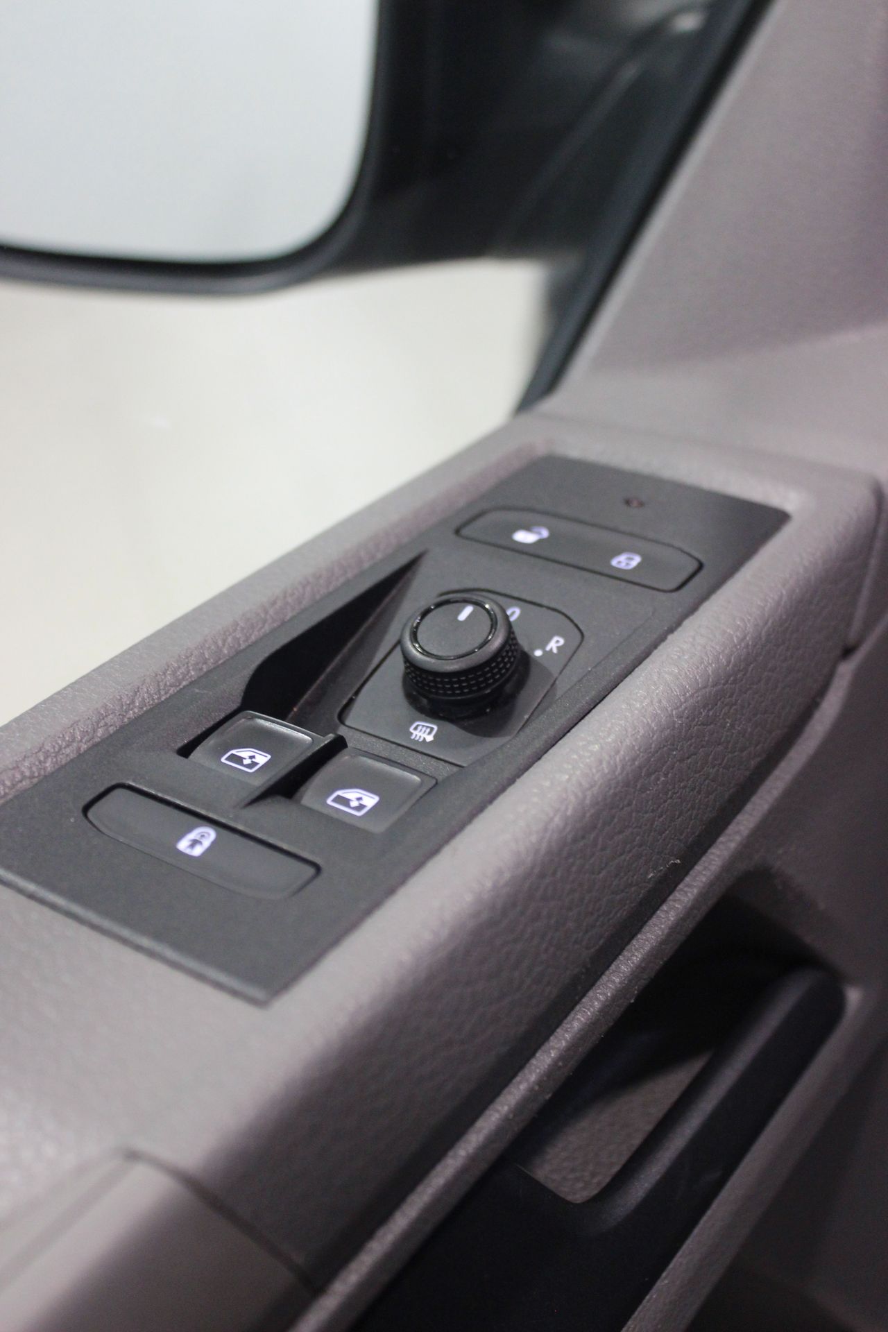 Volkswagen Transporter CARAVELLE ORIGIN CORTA 2.0 T - Foto 11