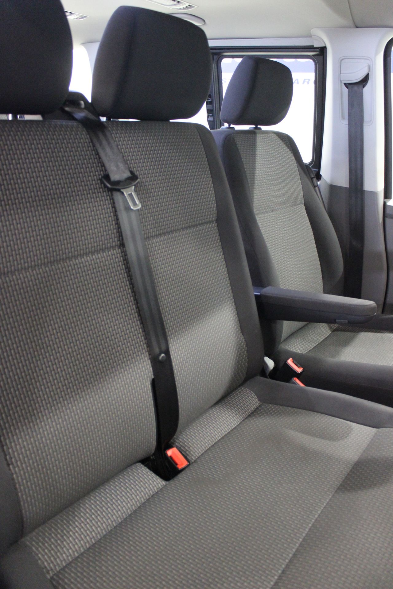 Volkswagen Transporter CARAVELLE ORIGIN CORTA 2.0 T - Foto 24