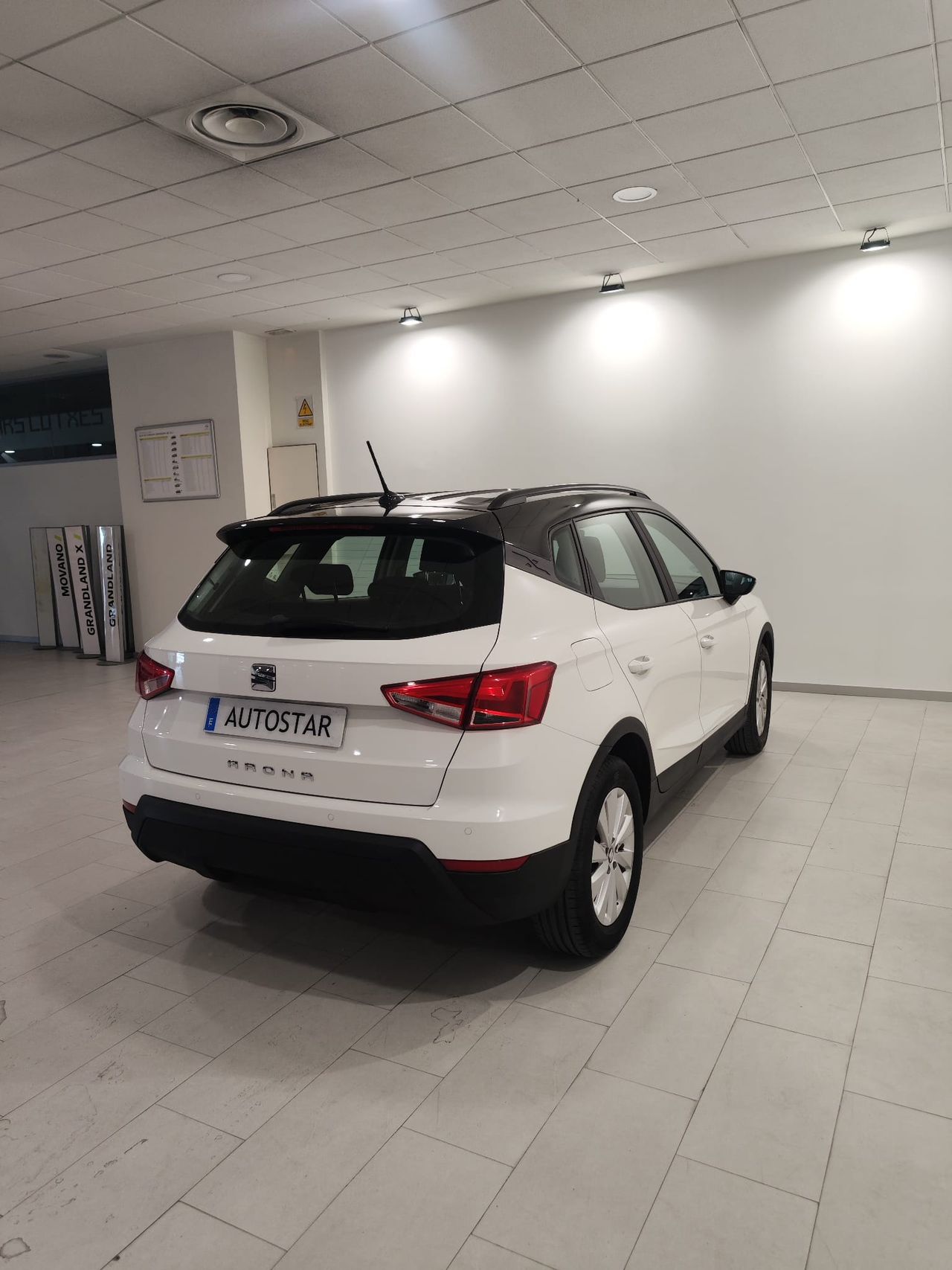 Seat Arona 1.0 TSI 81 kW (110 CV) Style - Foto 8