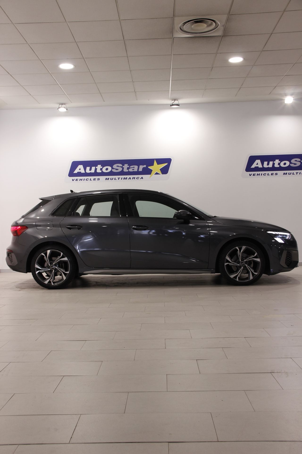 Audi A3 SPORTBACK 35 TFSI SLINE STRONIC - Foto 9