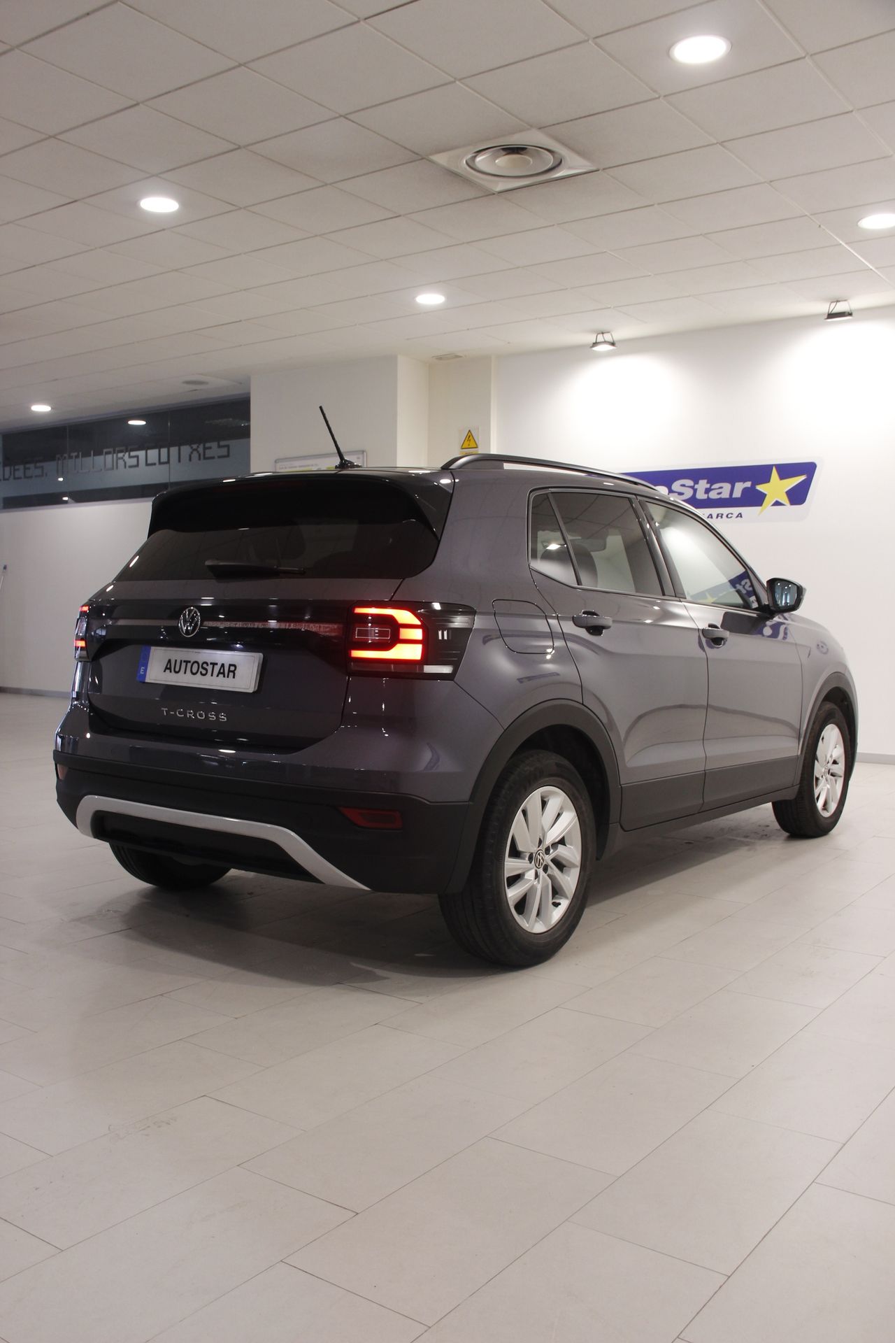 Volkswagen T-Cross Sport 1.0 TSI 81 kW (110 CV) DSG 7 vel. - Foto 8