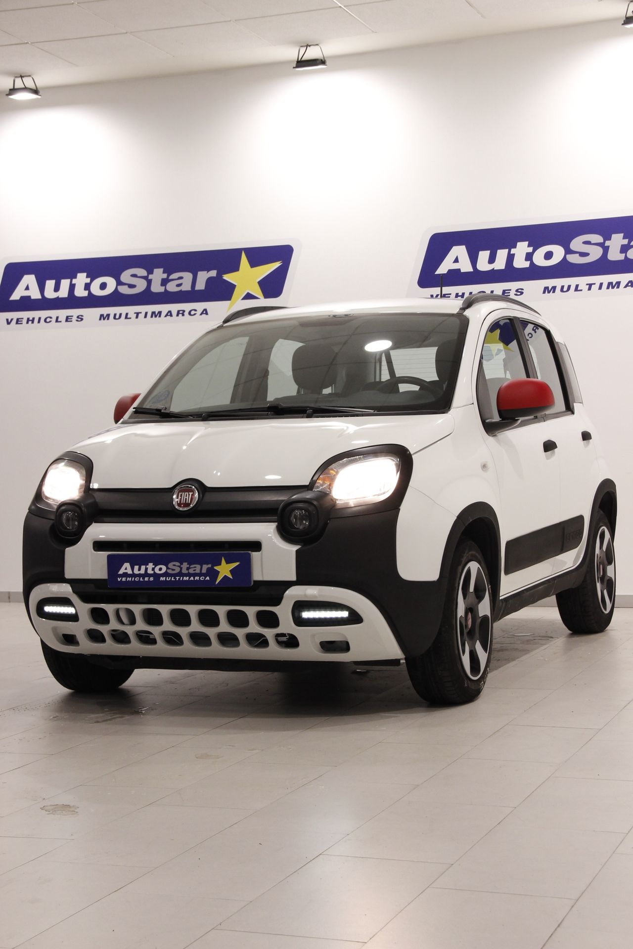 Fiat Panda 1.0 GSE RED HYBRID - Foto 4