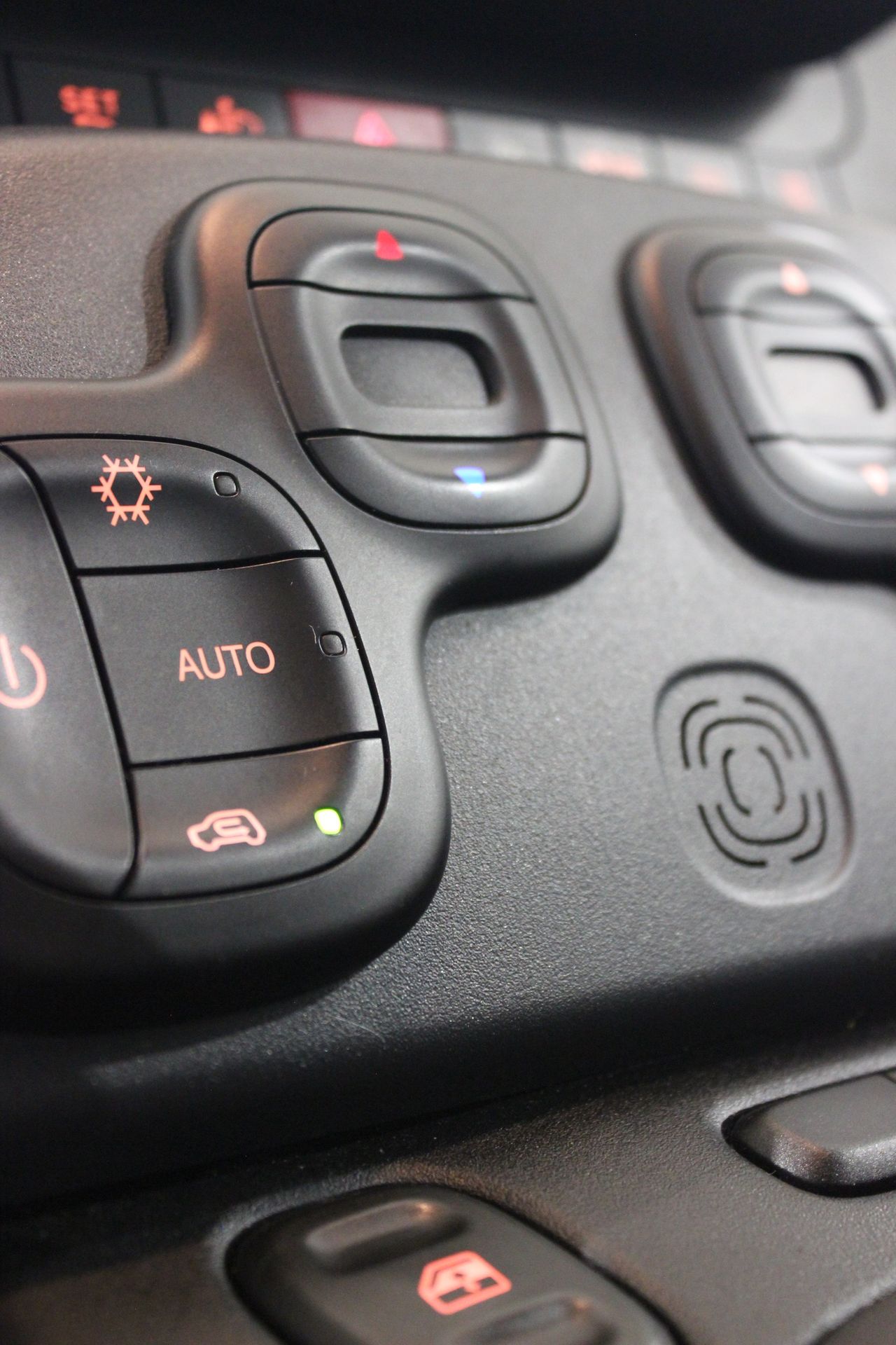 Fiat Panda 1.0 GSE RED HYBRID - Foto 22