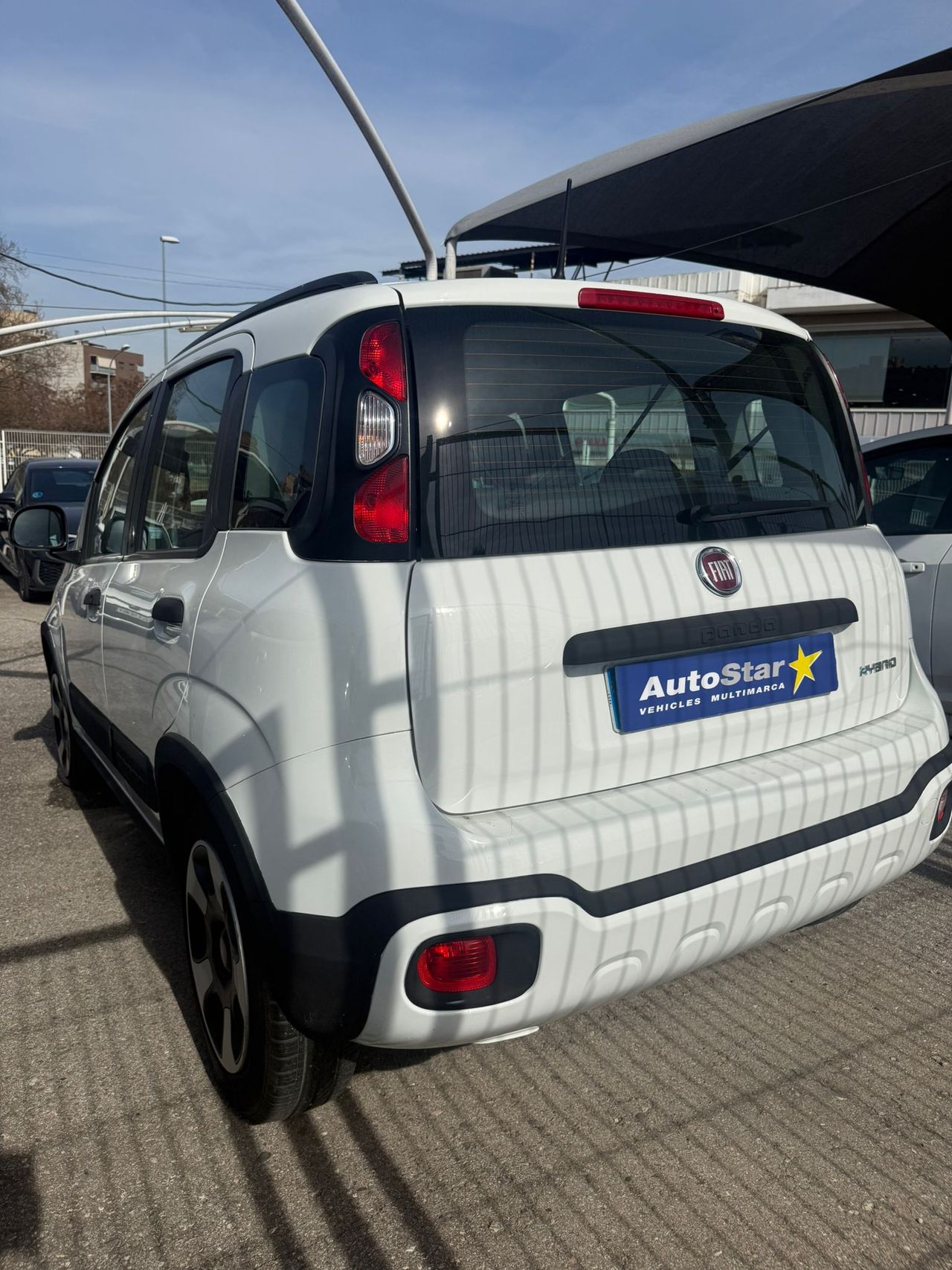 Fiat Panda 1.0 GSE RED HYBRID - Foto 8