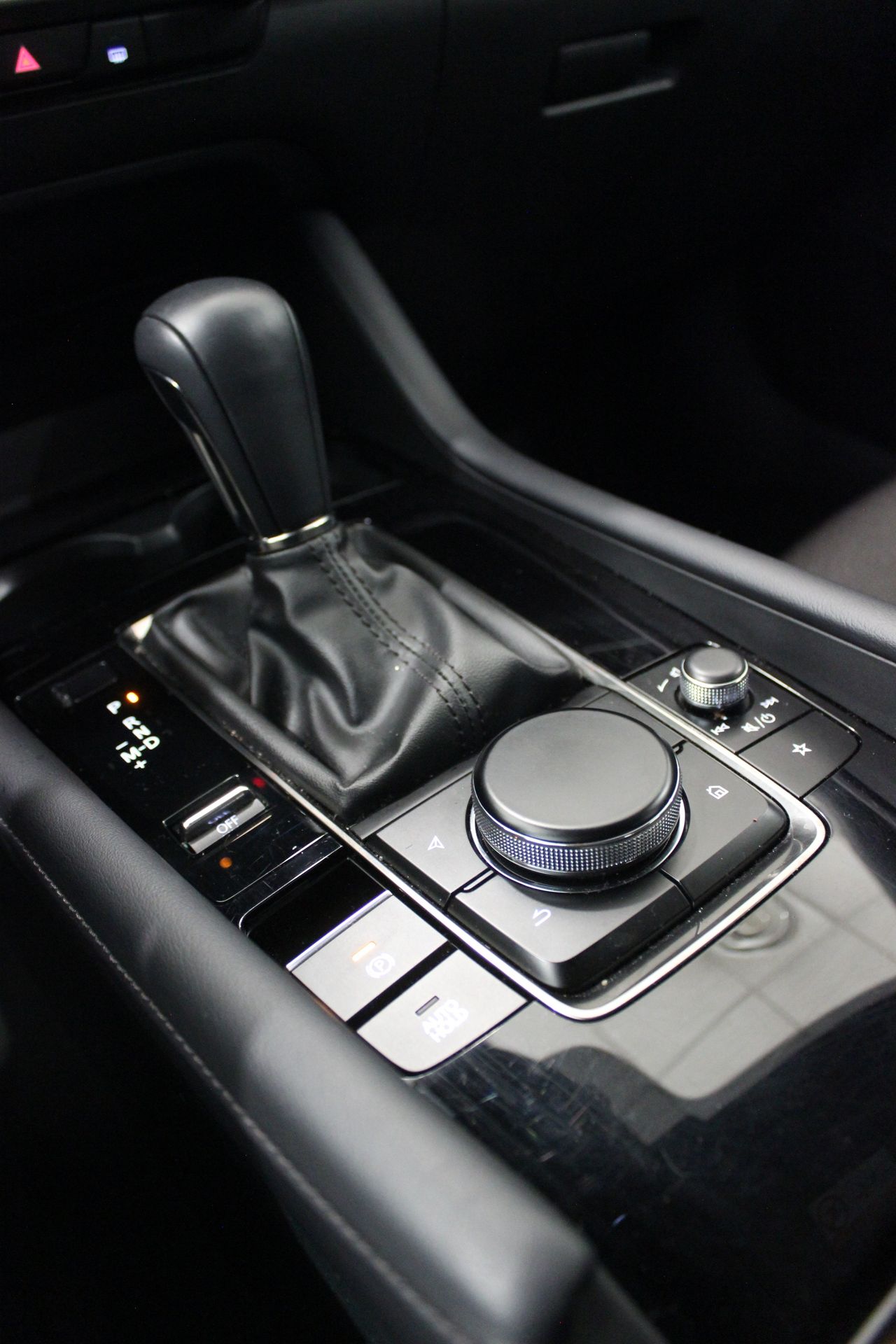 Mazda 3 2.5L ESKY G MHEV 6AT PRIMELI - Foto 18