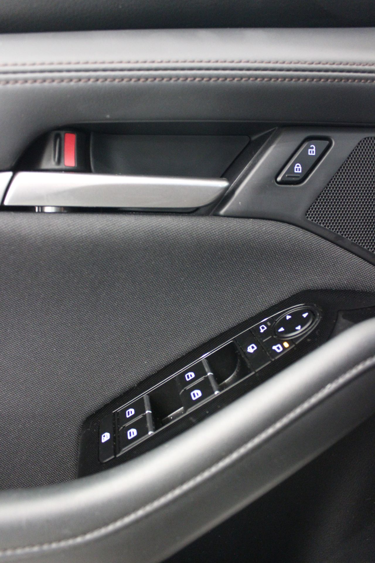 Mazda 3 2.5L ESKY G MHEV 6AT PRIMELI - Foto 10