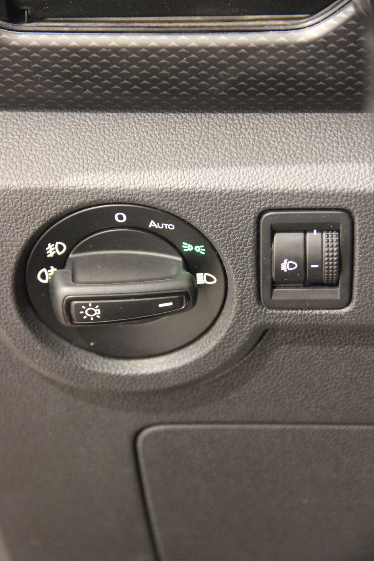 Volkswagen T-Cross 1.0 TSI ADVANCE S&S - Foto 12