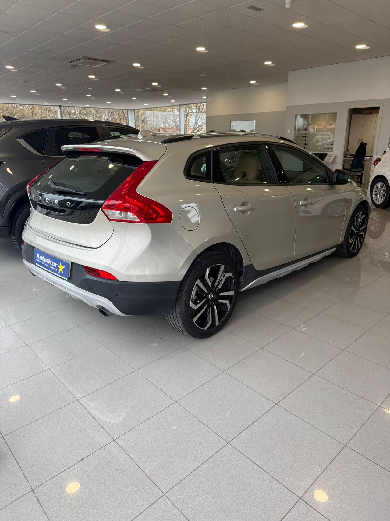 Volvo V40 Cross Country 2.0 152cv - Foto 6