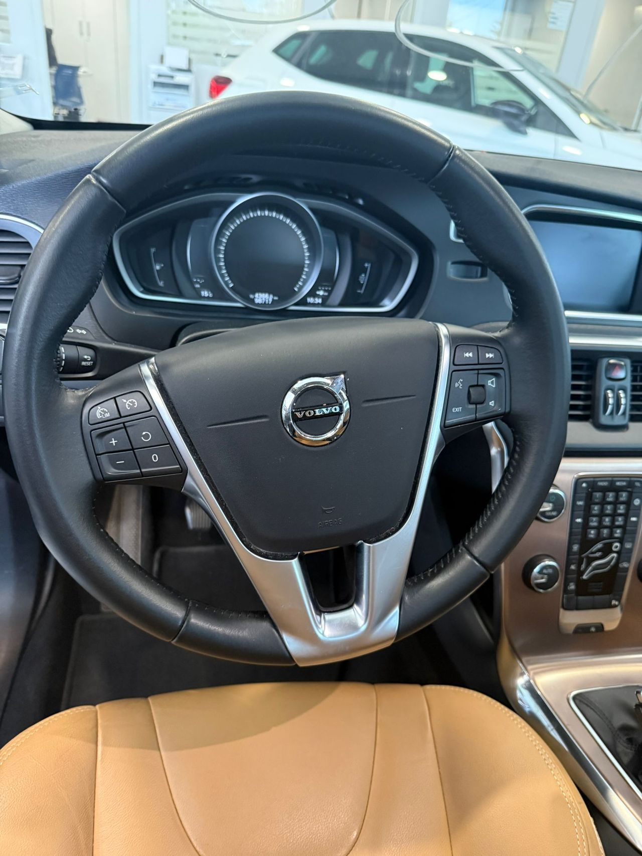 Volvo V40 Cross Country 2.0 152cv - Foto 11