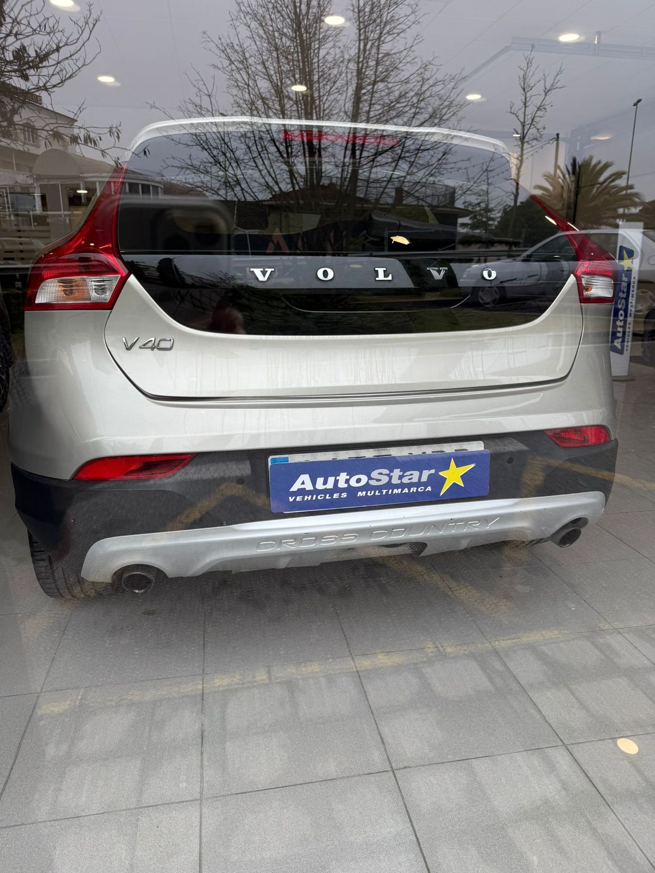 Volvo V40 Cross Country 2.0 152cv - Foto 4