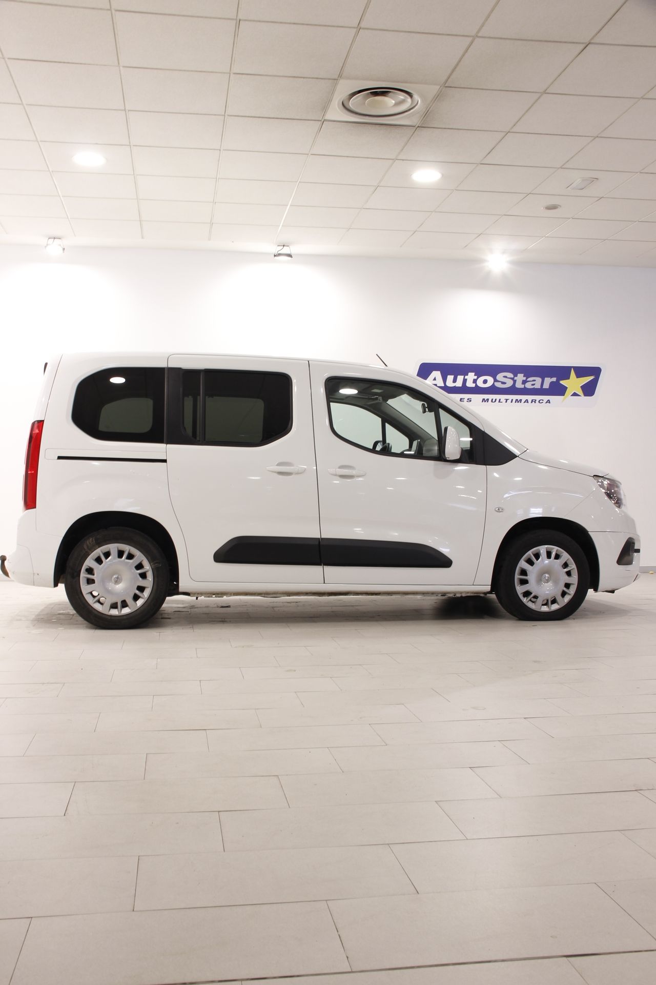 Opel Combo Cargo Combo Life Selective L 1.2 T 81 kW (110 CV) Start/Stop - Foto 14