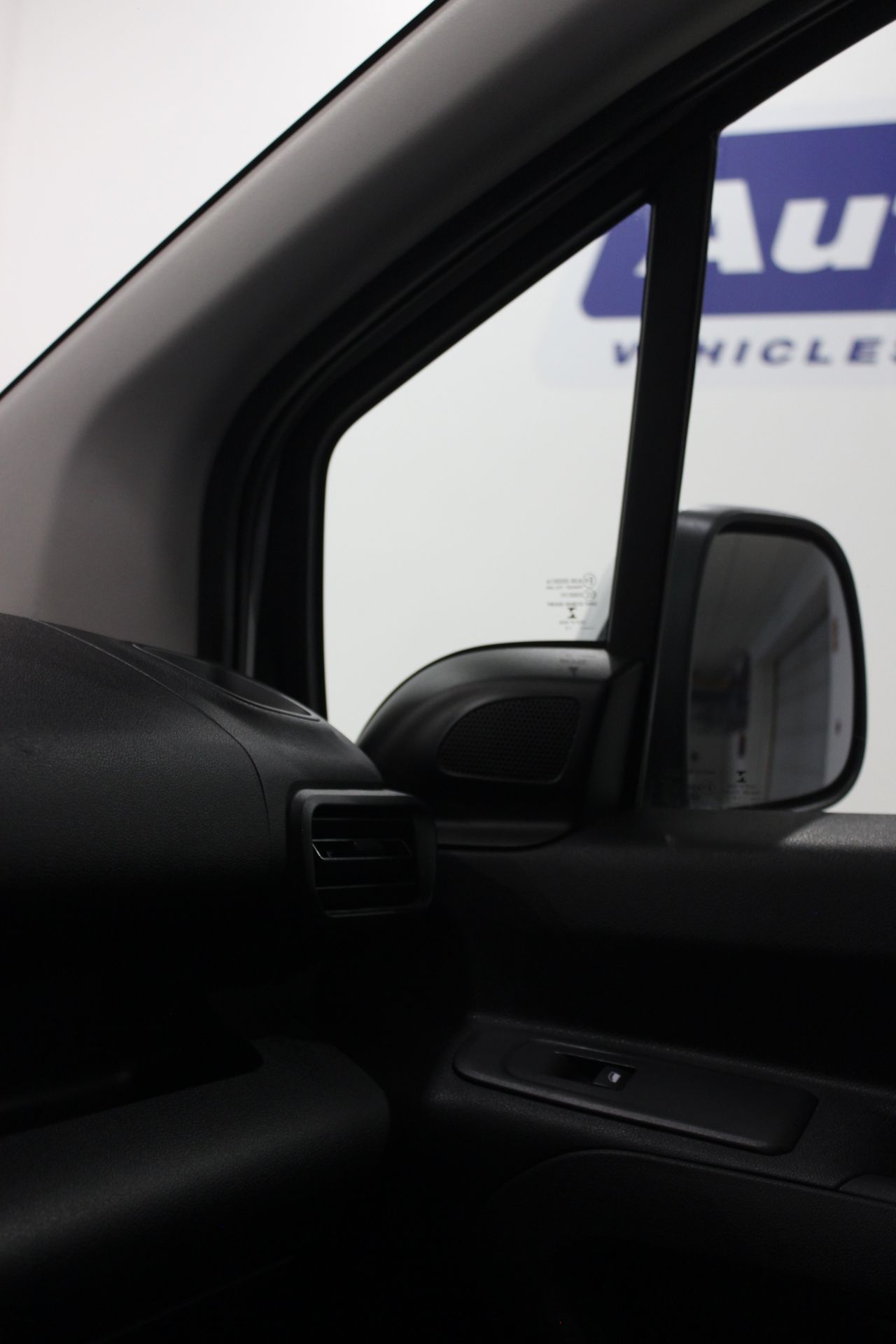 Opel Combo Cargo Combo Life Selective L 1.2 T 81 kW (110 CV) Start/Stop - Foto 33