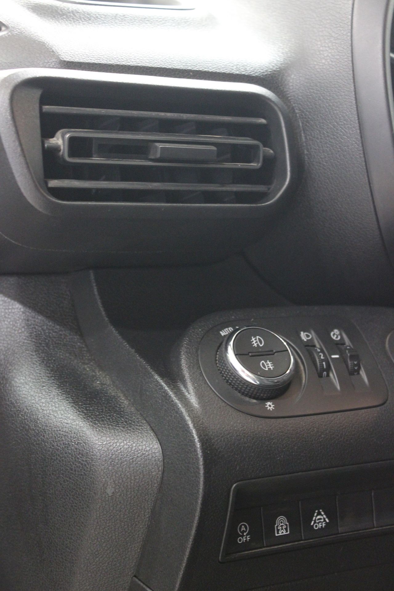 Opel Combo Cargo Combo Life Selective L 1.2 T 81 kW (110 CV) Start/Stop - Foto 27