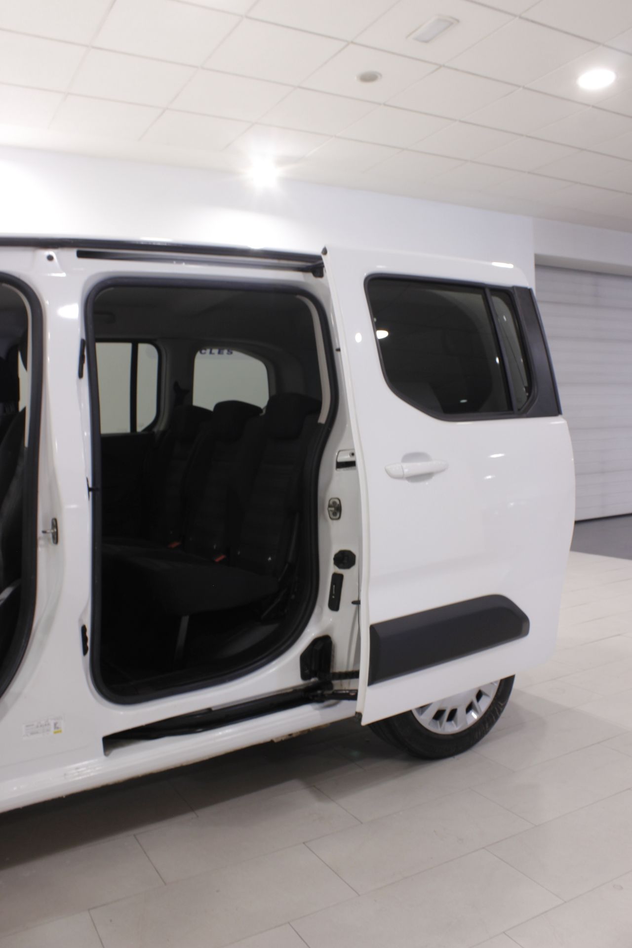 Opel Combo Cargo Combo Life Selective L 1.2 T 81 kW (110 CV) Start/Stop - Foto 6