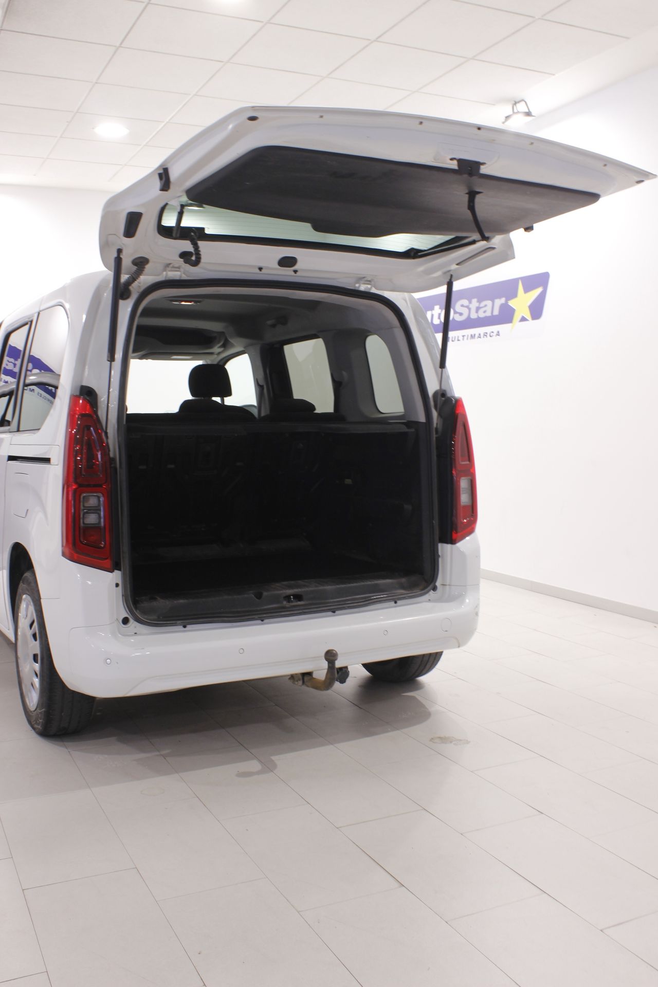 Opel Combo Cargo Combo Life Selective L 1.2 T 81 kW (110 CV) Start/Stop - Foto 7