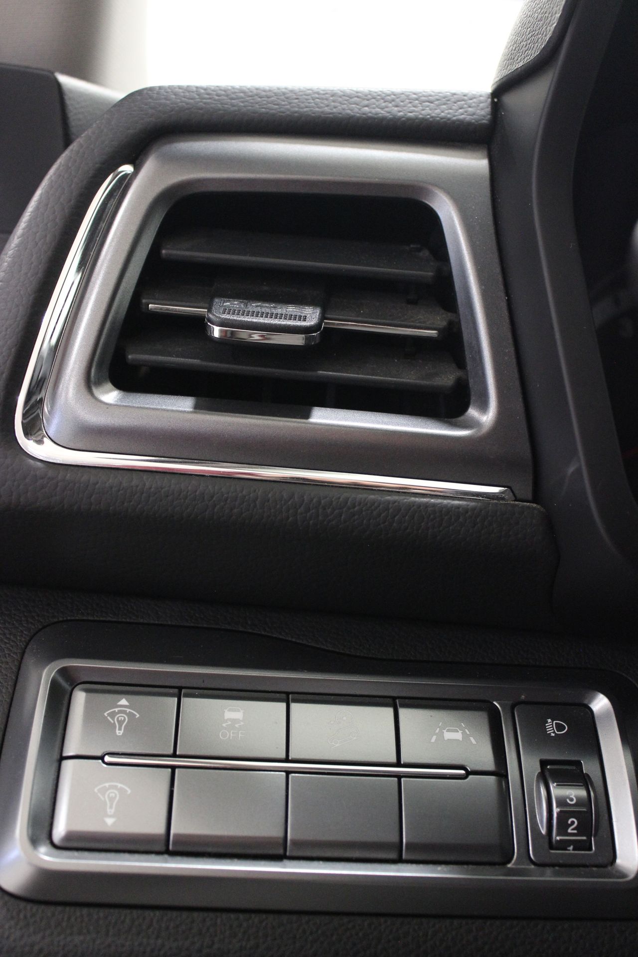 SsangYong Tivoli G12T 4x2 Urban Plus - Foto 12