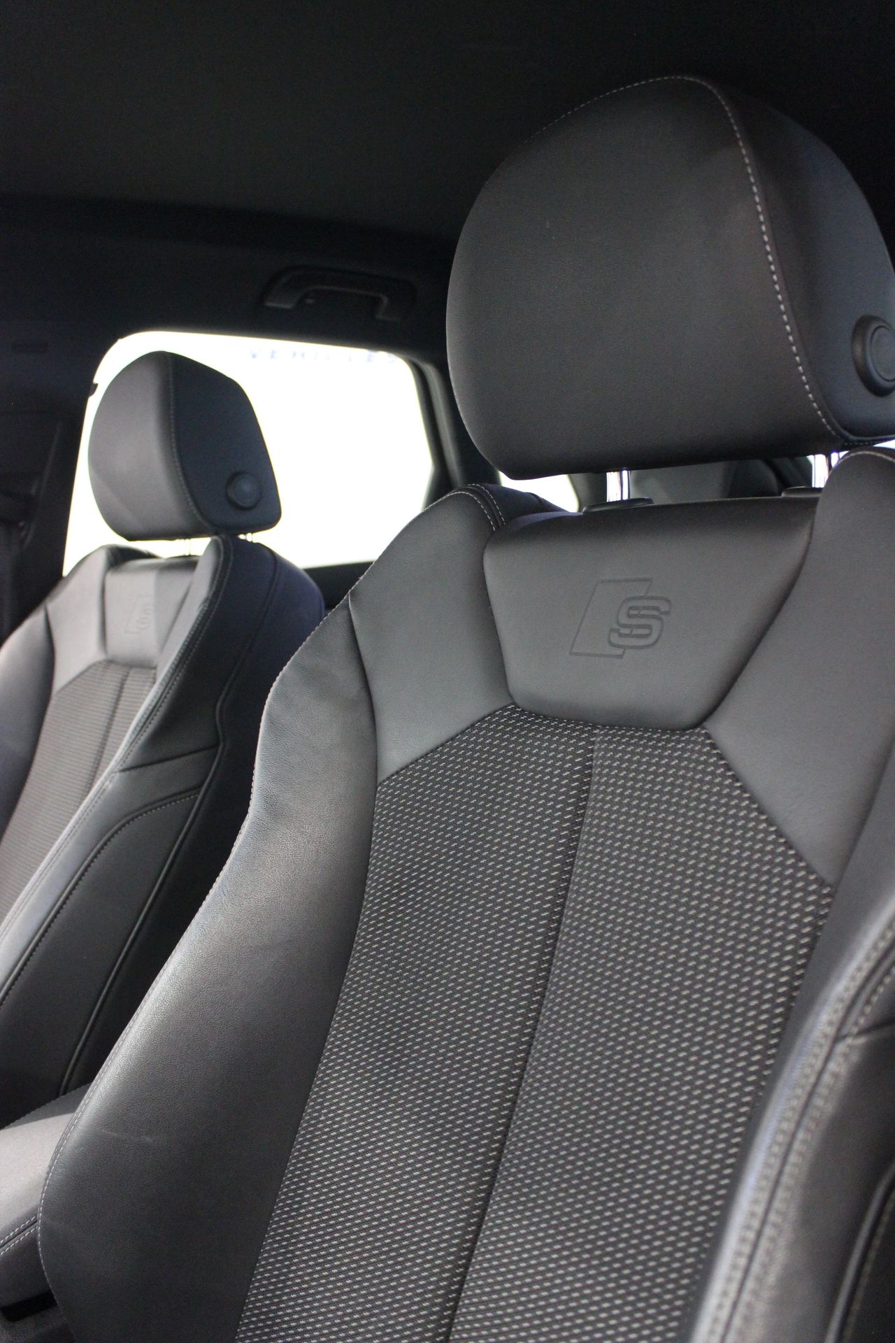 Audi Q3 S Line 35 TFSI S tronic - Foto 20