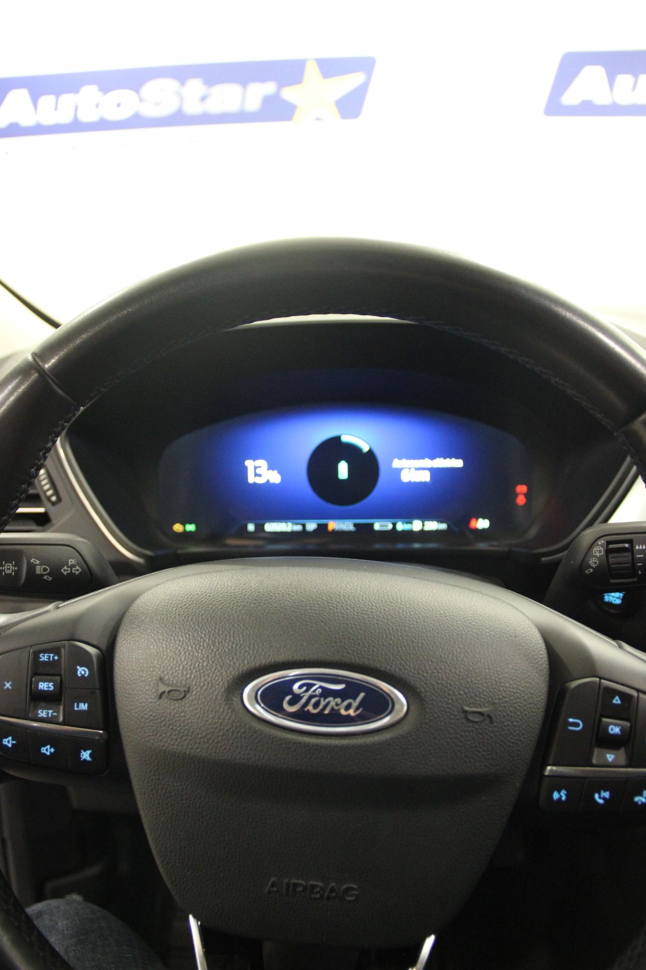 Ford Kuga TITANIUM 1.5 PHEV AUTO - Foto 21