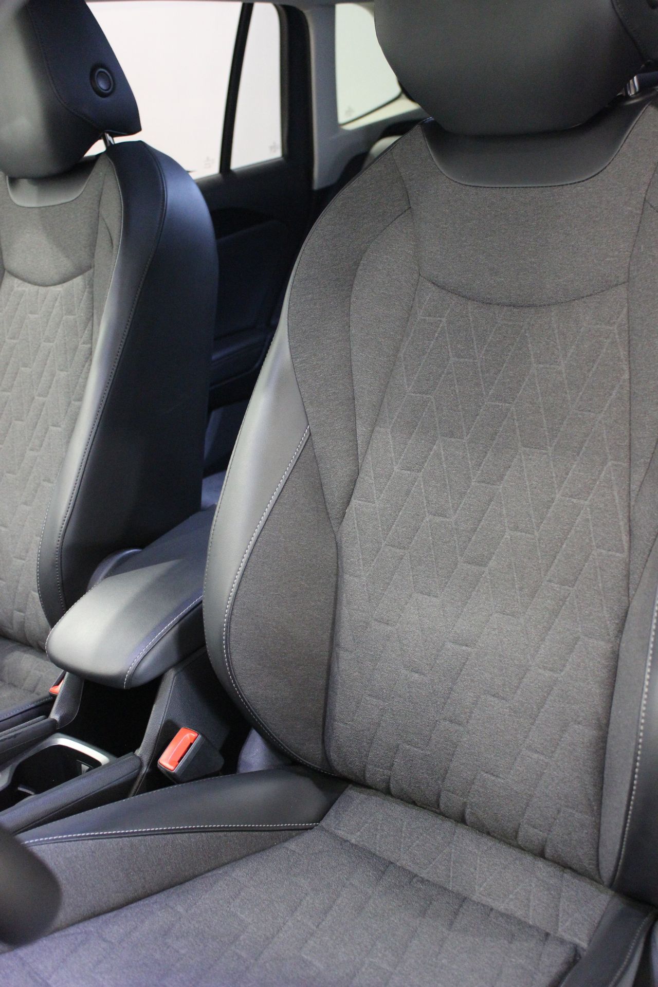 Volkswagen Tiguan 2.0 TDI MAS DSG - Foto 22