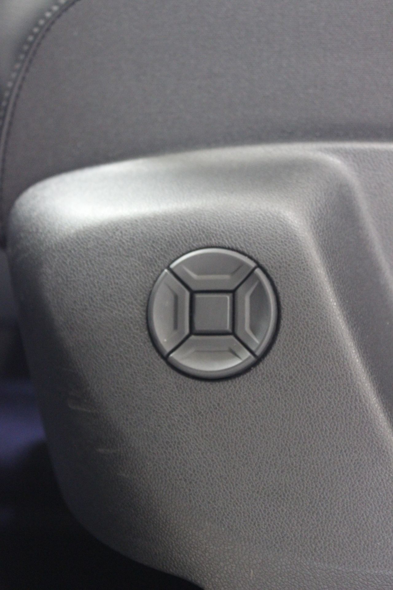 Volkswagen Tiguan 2.0 TDI MAS DSG - Foto 23