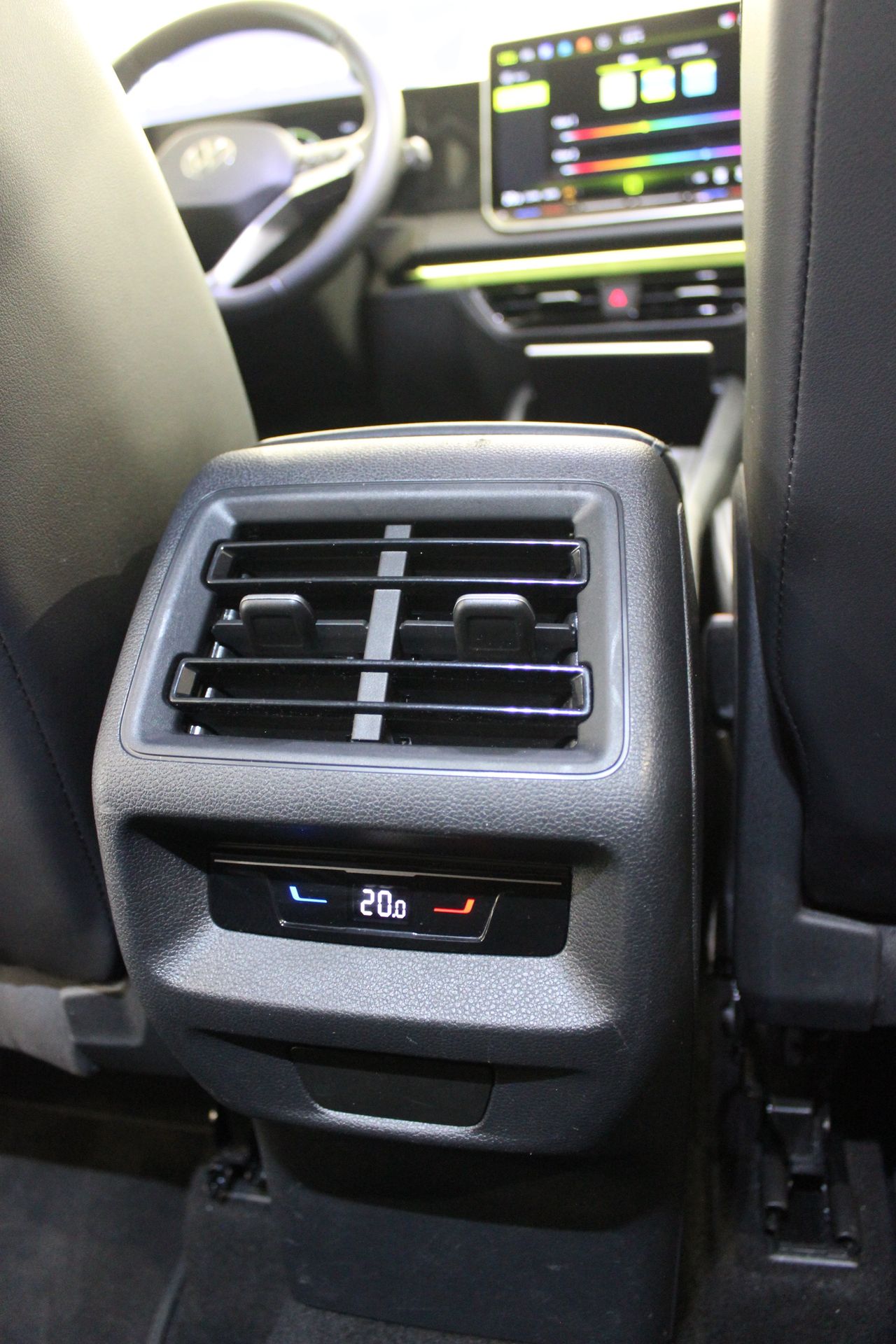 Volkswagen Tiguan 2.0 TDI MAS DSG - Foto 25