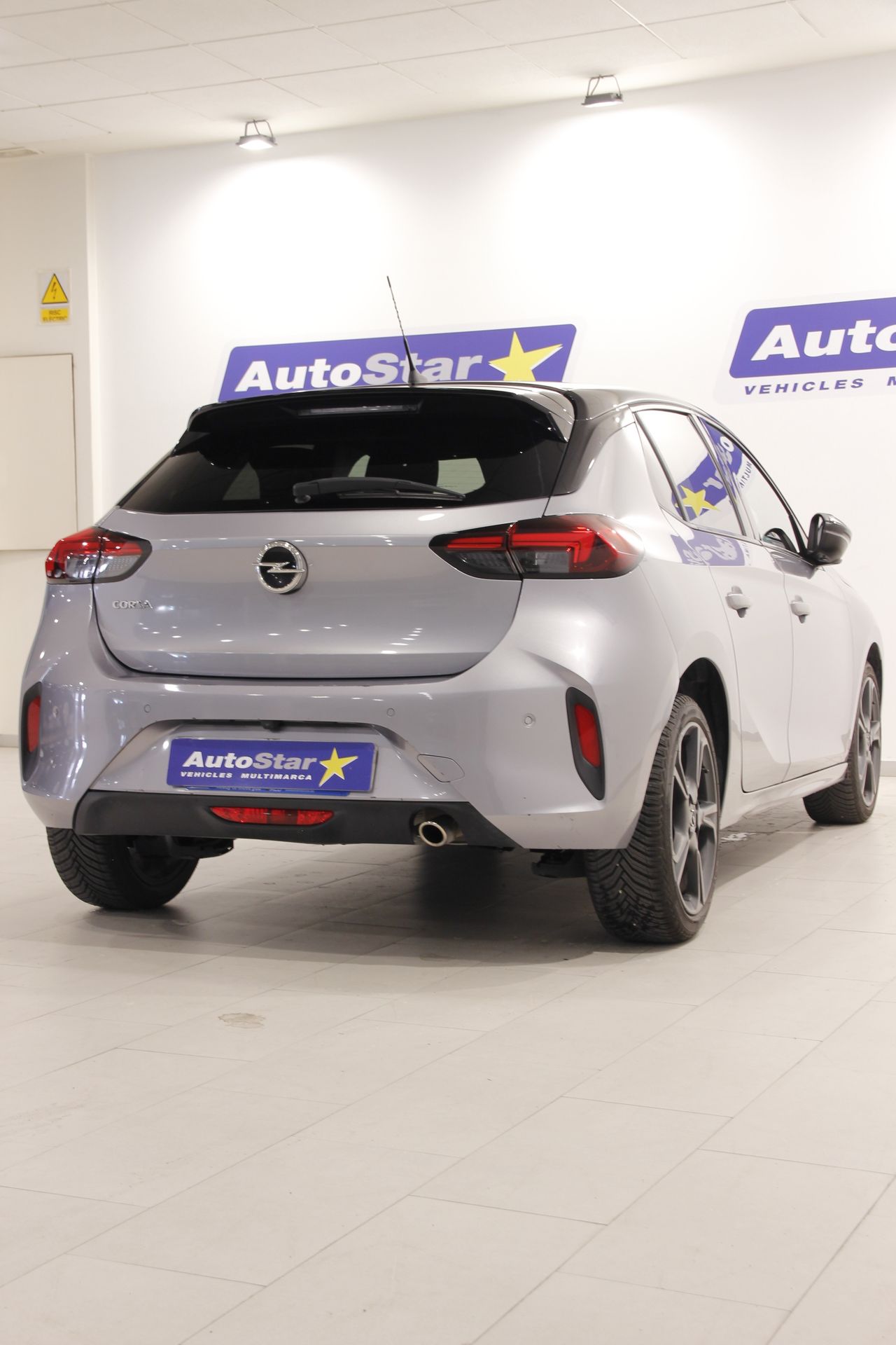 Opel Corsa 1.2 T XHL MT6 S&S - Foto 8