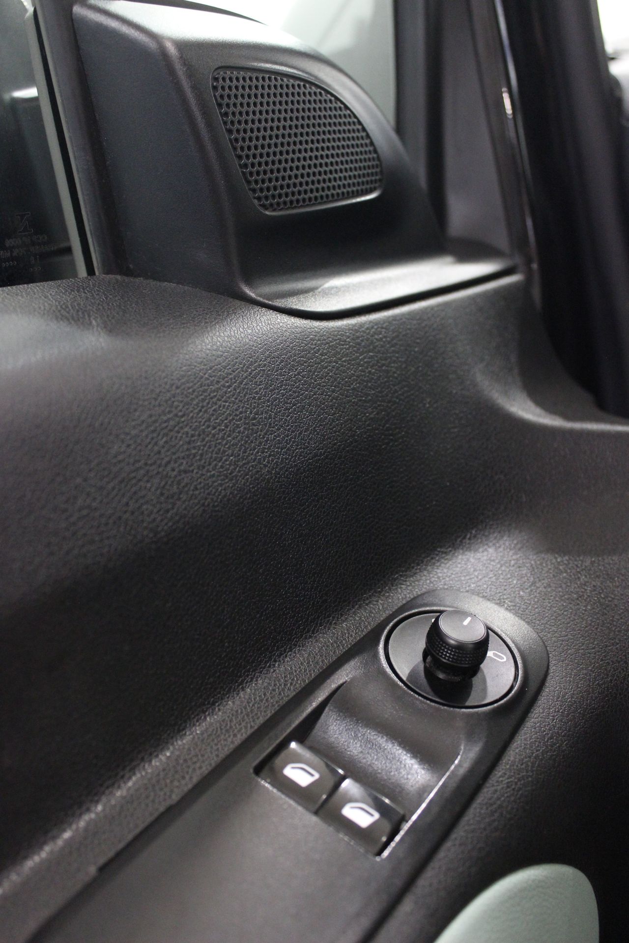 Citroën Berlingo 2.0 - Foto 11