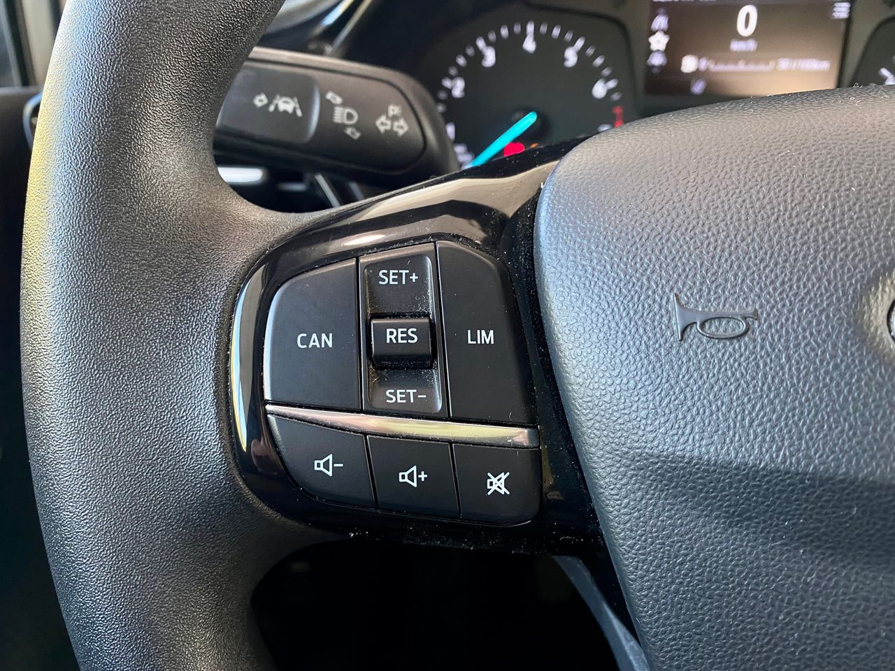 Ford Fiesta 1.0 - Foto 11