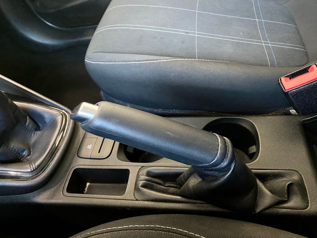 Ford Fiesta 1.0 - Foto 18