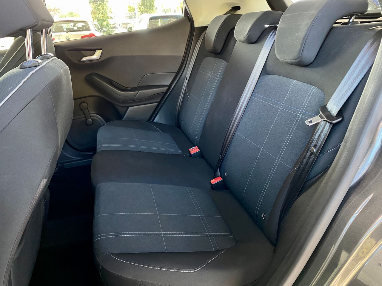 Ford Fiesta 1.0 - Foto 6