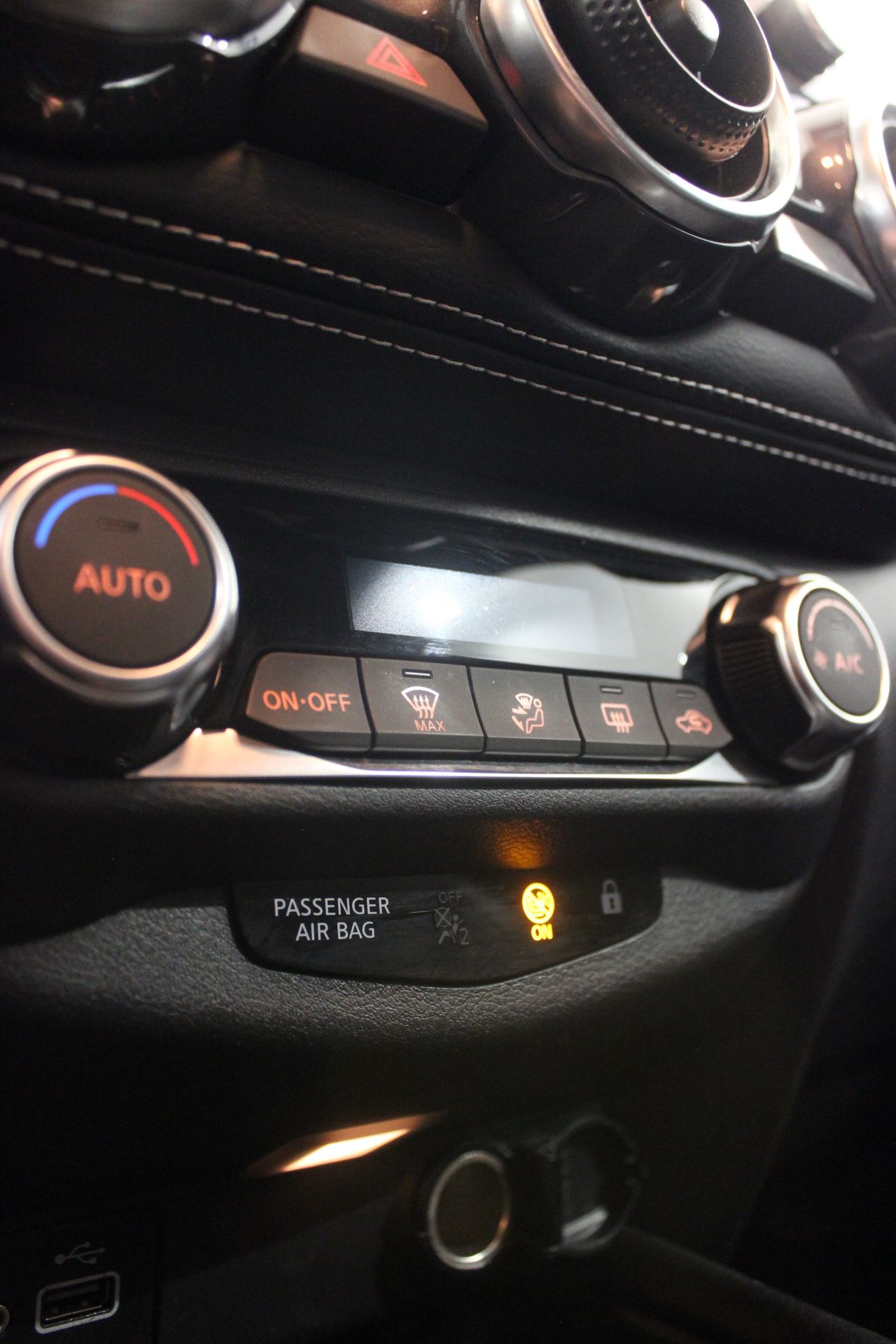 Nissan Juke DIG-T N-CONNECTA DCT 4X2 - Foto 12