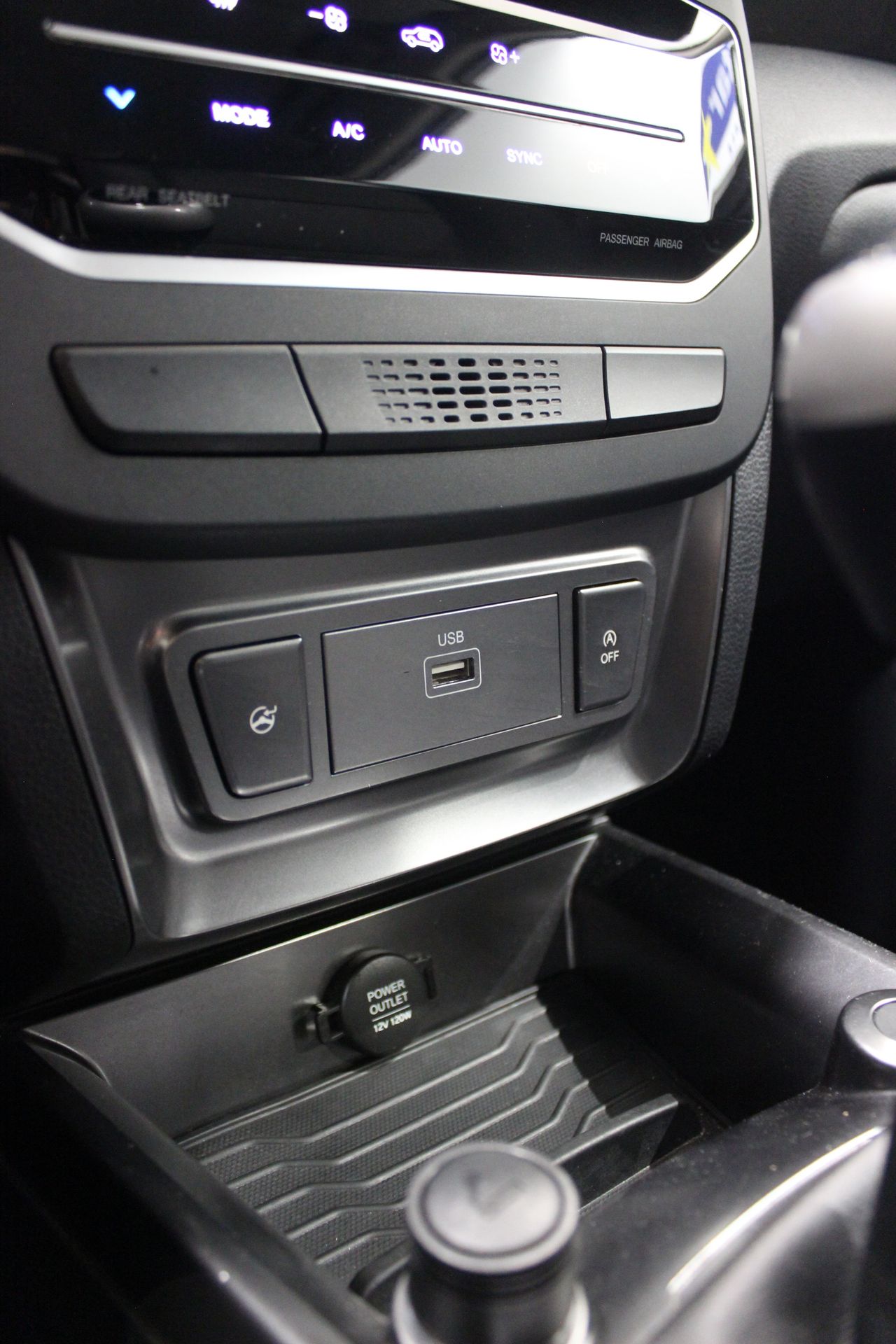 SsangYong Tivoli G12T URBAN PLUS 4X2 - Foto 19