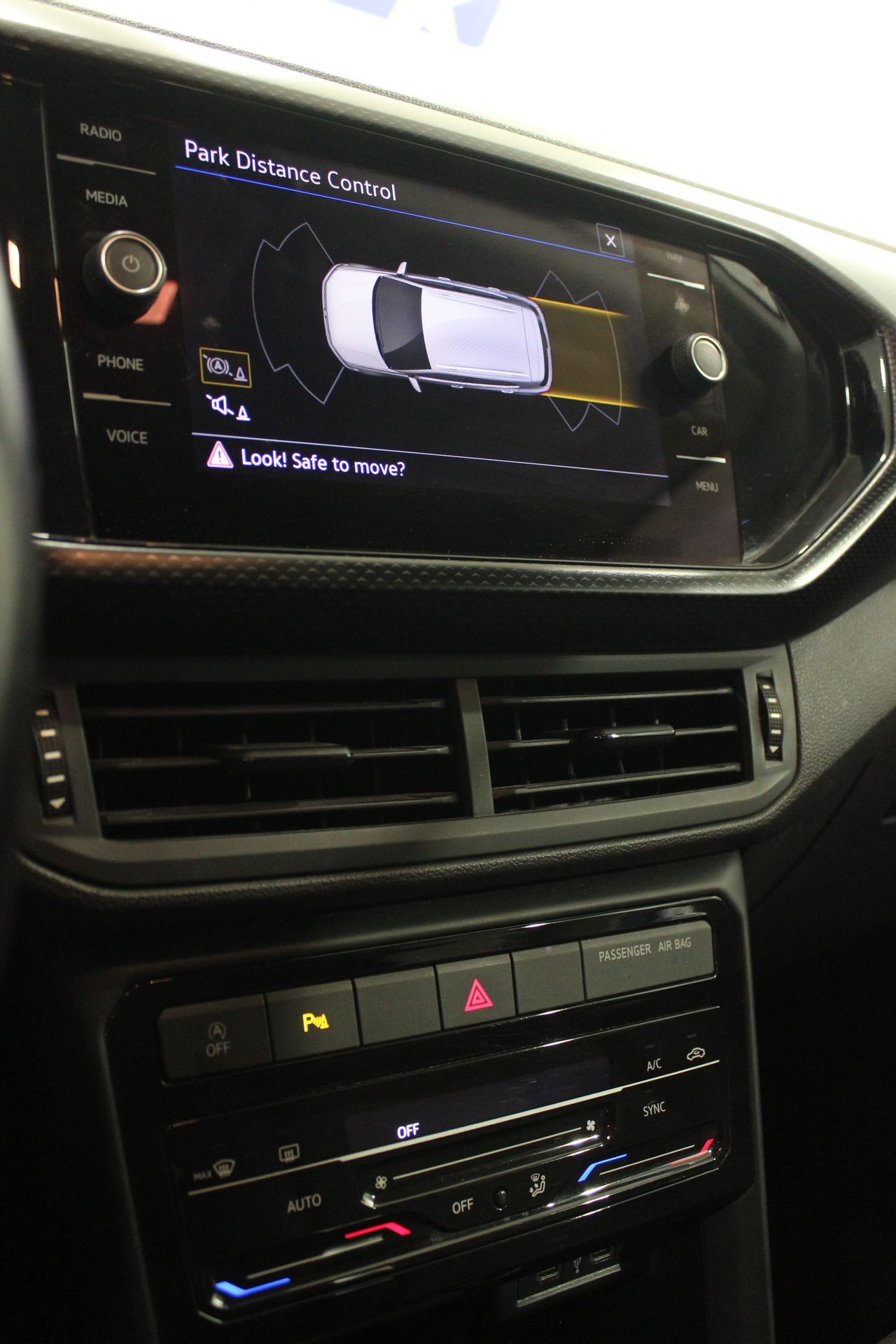 Volkswagen T-Cross 1.0 TSI ADVANCE DSG7 - Foto 21