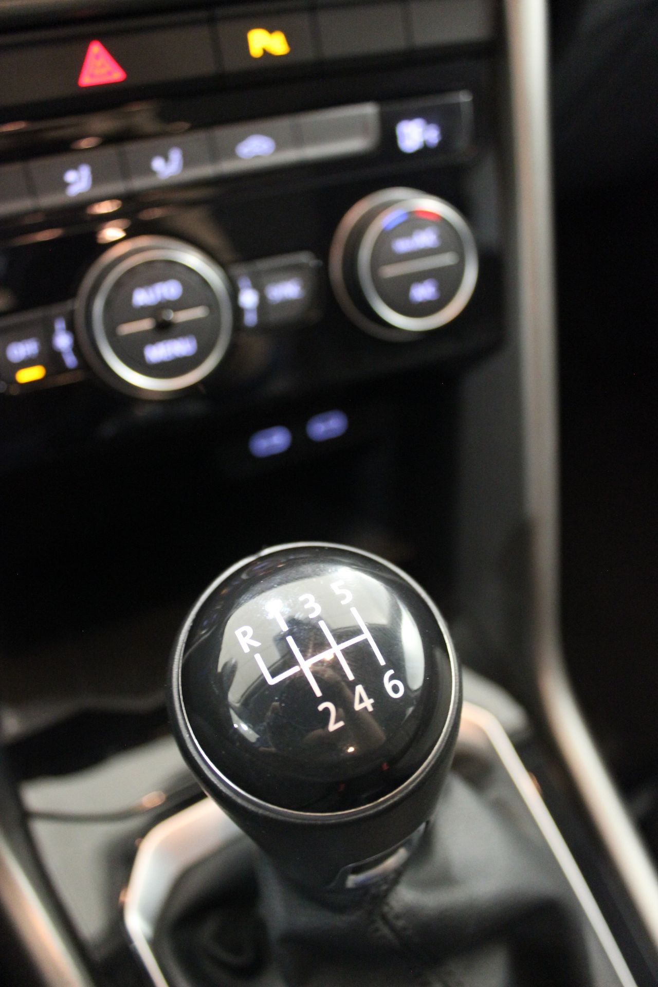 Volkswagen T-Roc 1.0TSI ADVANCER R-LINE - Foto 18