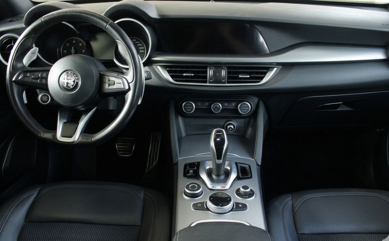 Alfa Romeo Stelvio 2.2 Diesel 154 kW (210 CV) Veloce AT AWD - Foto 7
