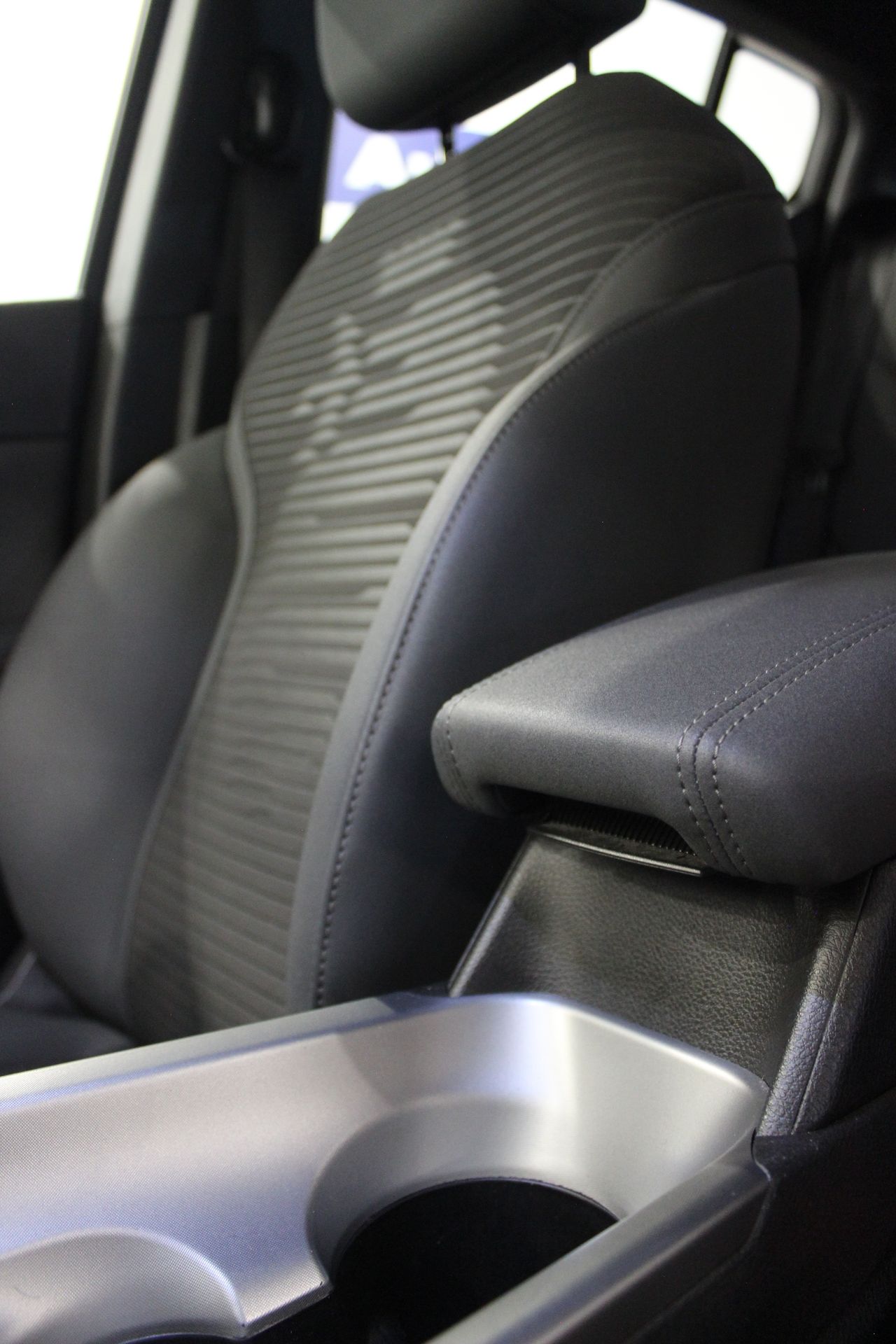 Alfa Romeo Tonale 1.6 Diesel 130 TCT Sprint - Foto 23