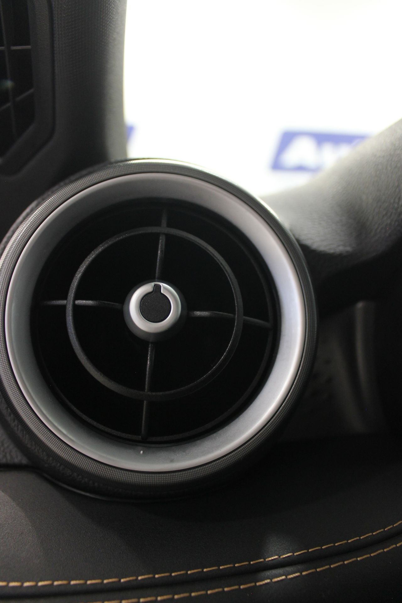 Alfa Romeo Tonale 1.6 Diesel 130 TCT Sprint - Foto 11