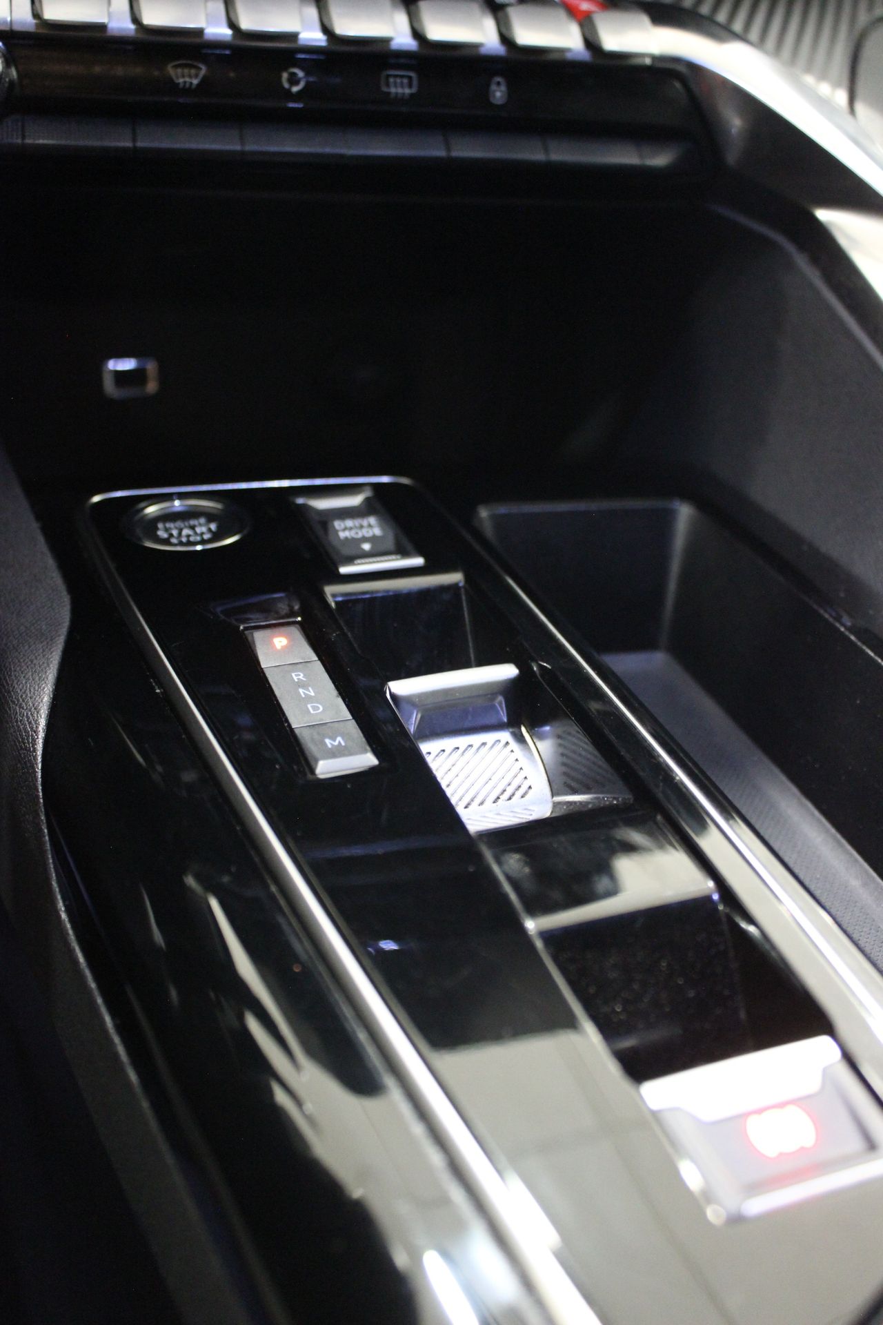 Peugeot 3008 Hybrid 3008 Allure Pack Hybrid 136 e-DCS6 - Foto 18