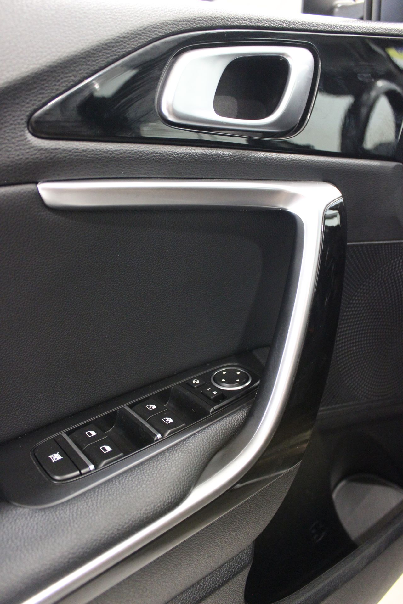 Kia Ceed Tourer 1.6 GDi PHEV 103 kW (141 CV) eMotion - Foto 11