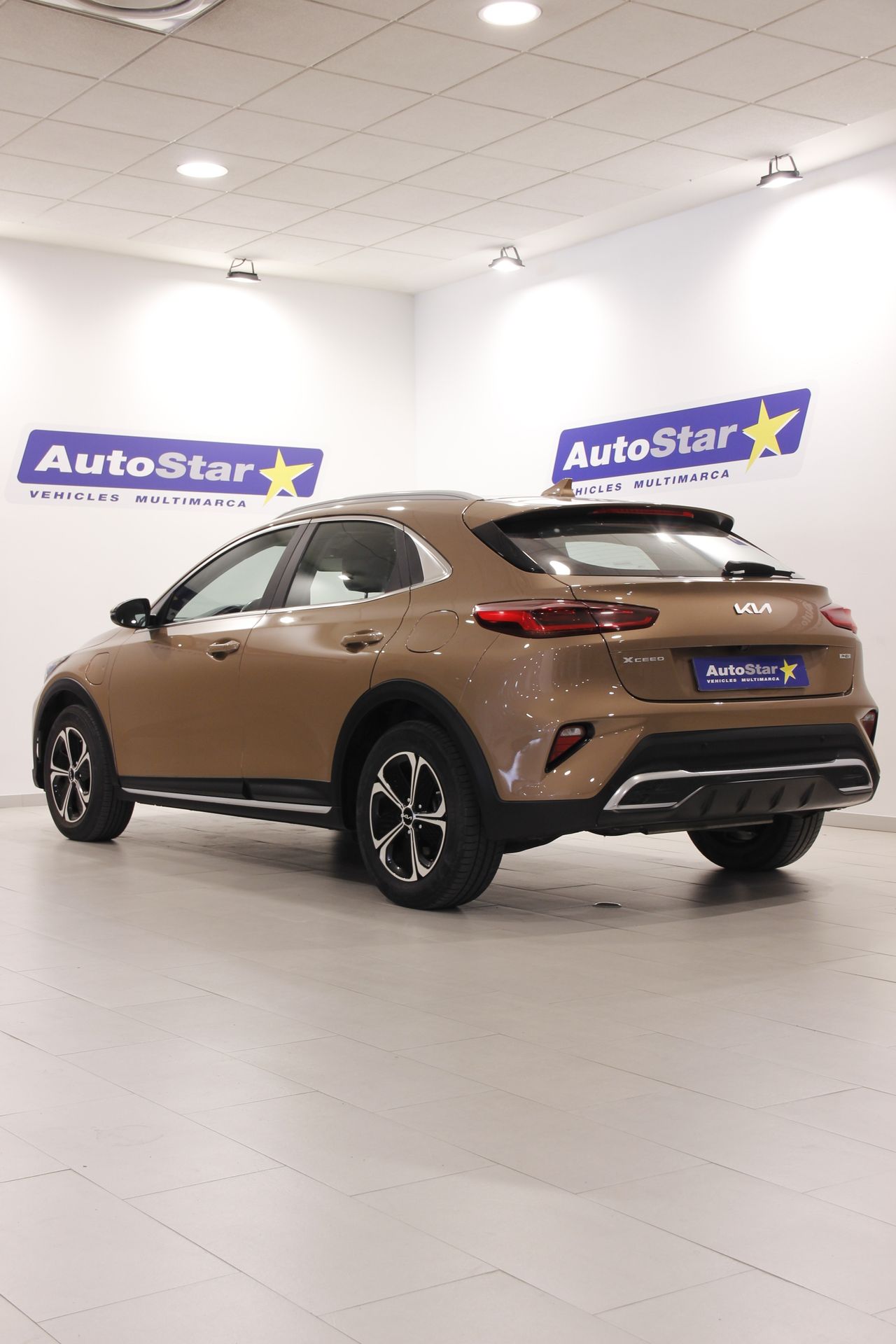 Kia Ceed Tourer 1.6 GDi PHEV 103 kW (141 CV) eMotion - Foto 6