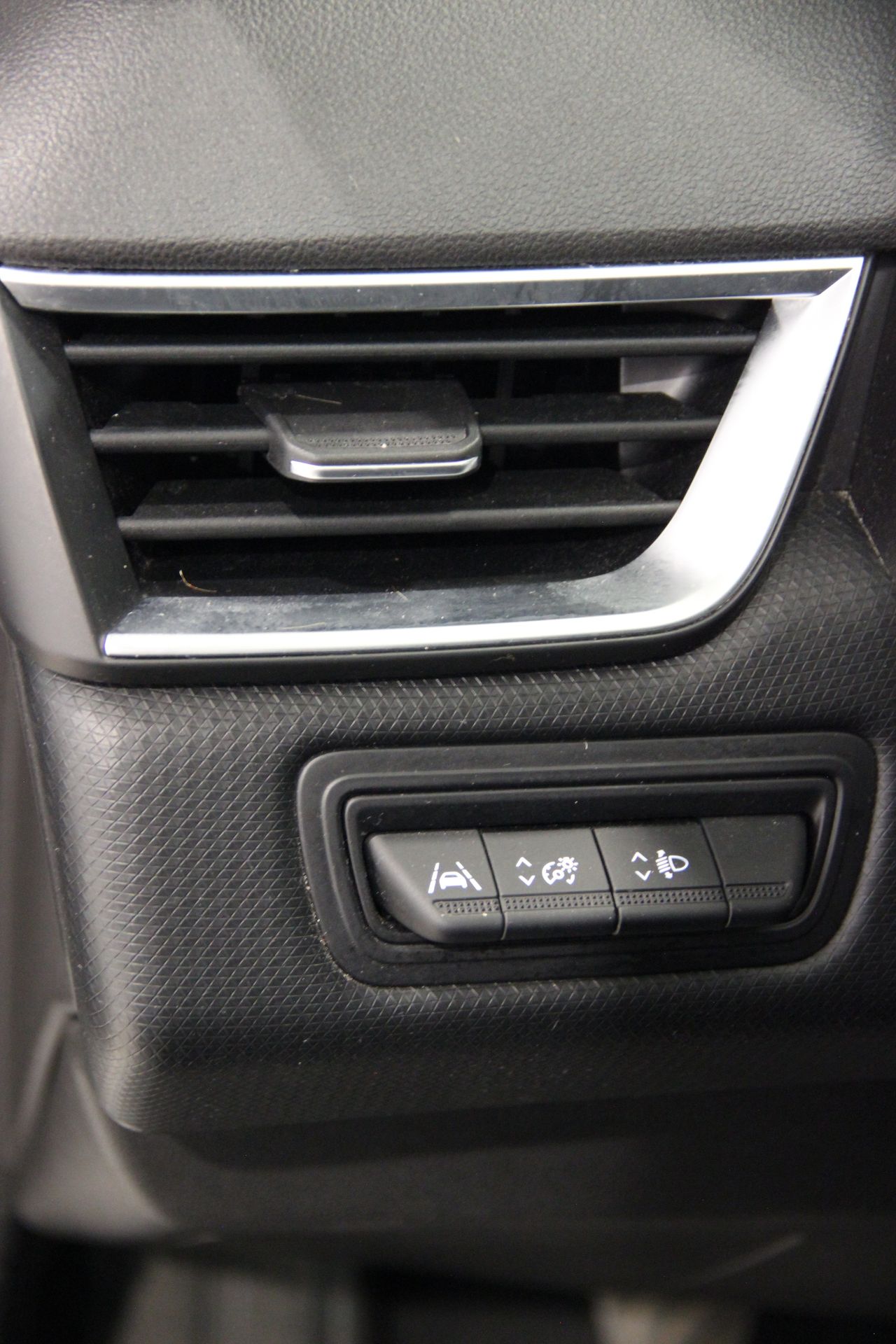 Renault Clio Equilibre TCe 67 kW (91 CV) - Foto 12