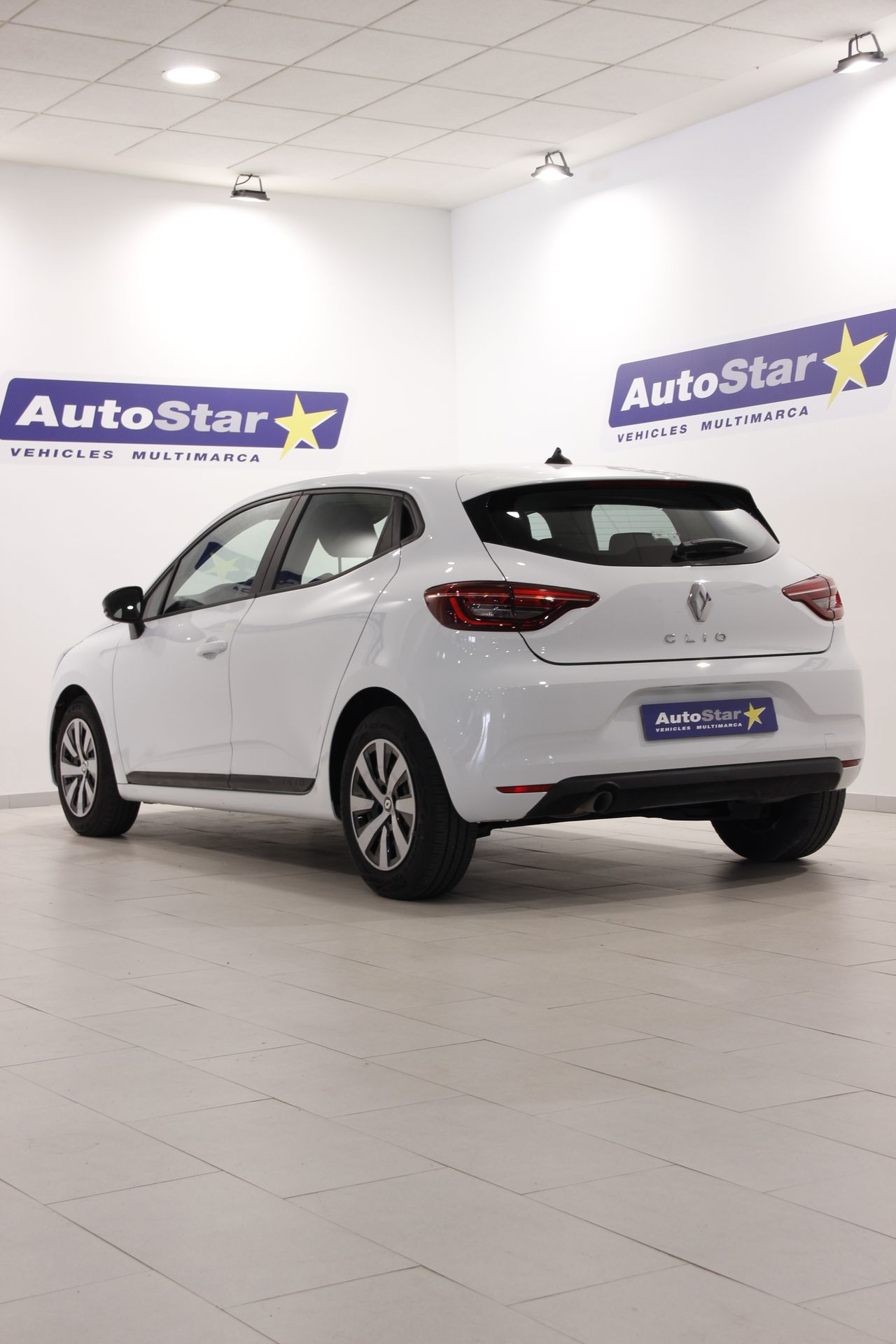 Renault Clio Equilibre TCe 67 kW (91 CV) - Foto 8