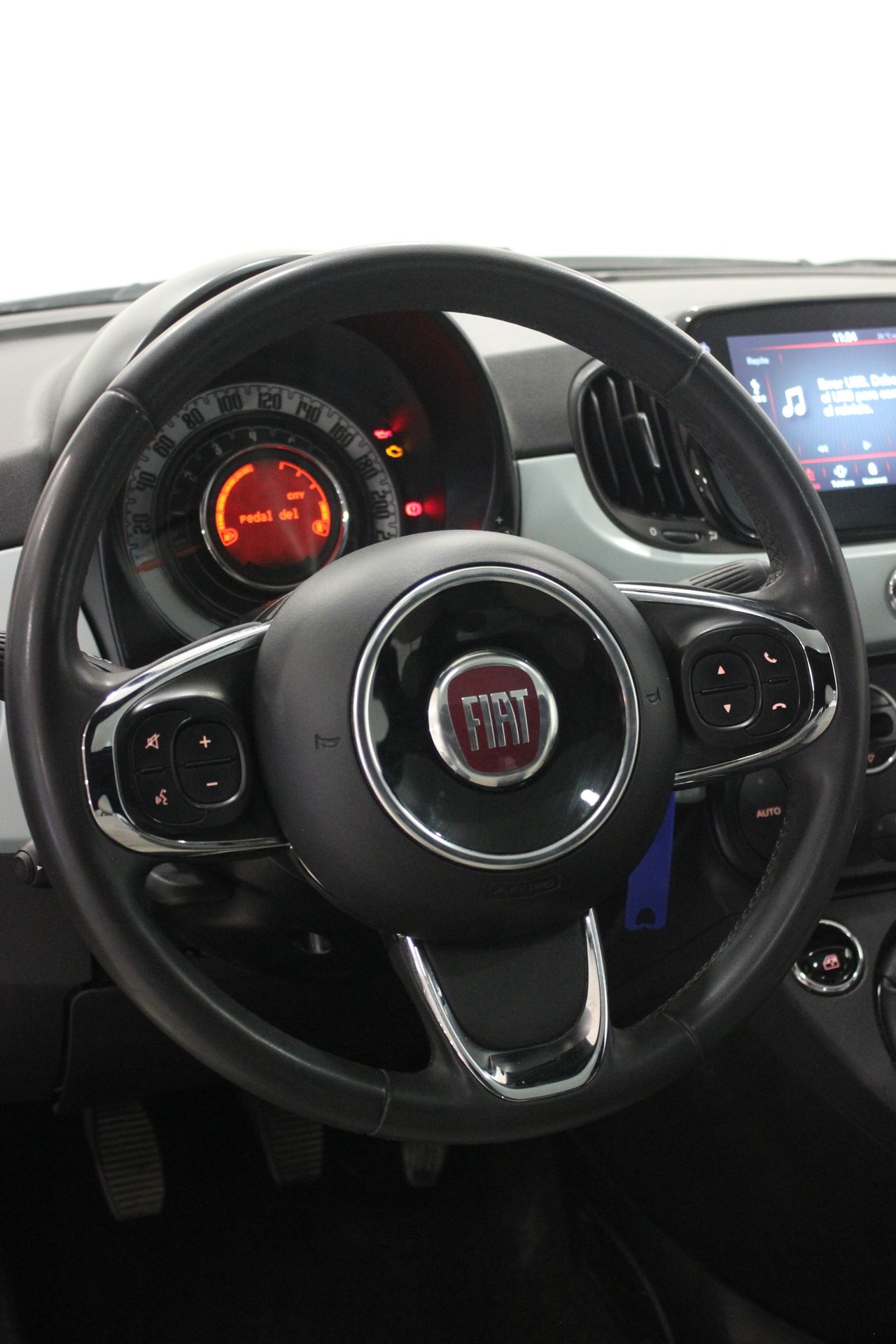 Fiat 500 Dolcevita 1.0 Hybrid 51 kW (70 CV) - Foto 10