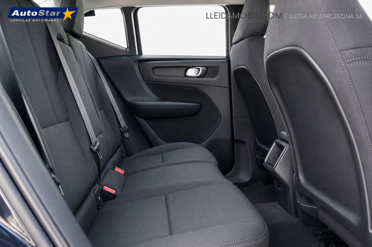 Volvo XC40 T2 Essential - Foto 8