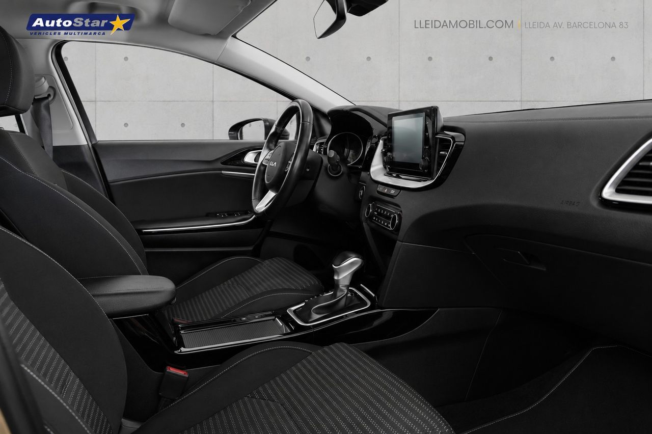 Kia XCeed XCeed eMotion 1.6 PHEV 104 kW - Foto 6