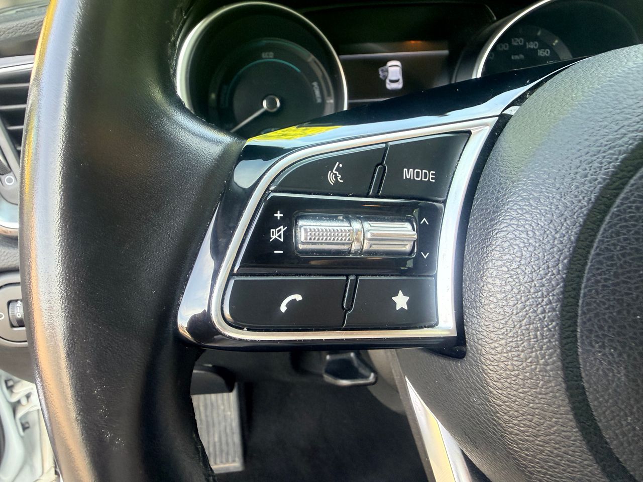 Kia XCeed XCeed eMotion 1.6 PHEV 104 kW - Foto 12