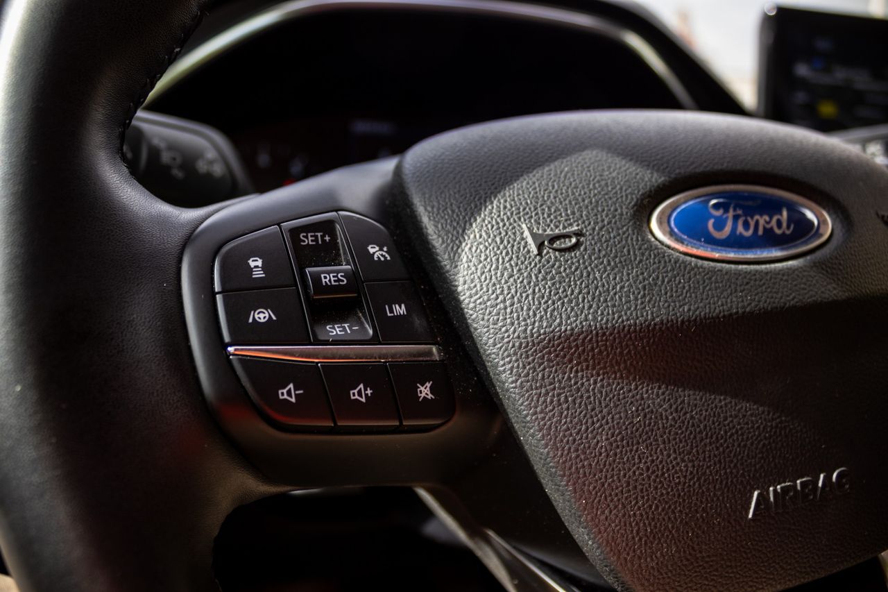Ford Focus Active Berlina 1.0 EcoBoost MHEV 114 kW - Foto 13