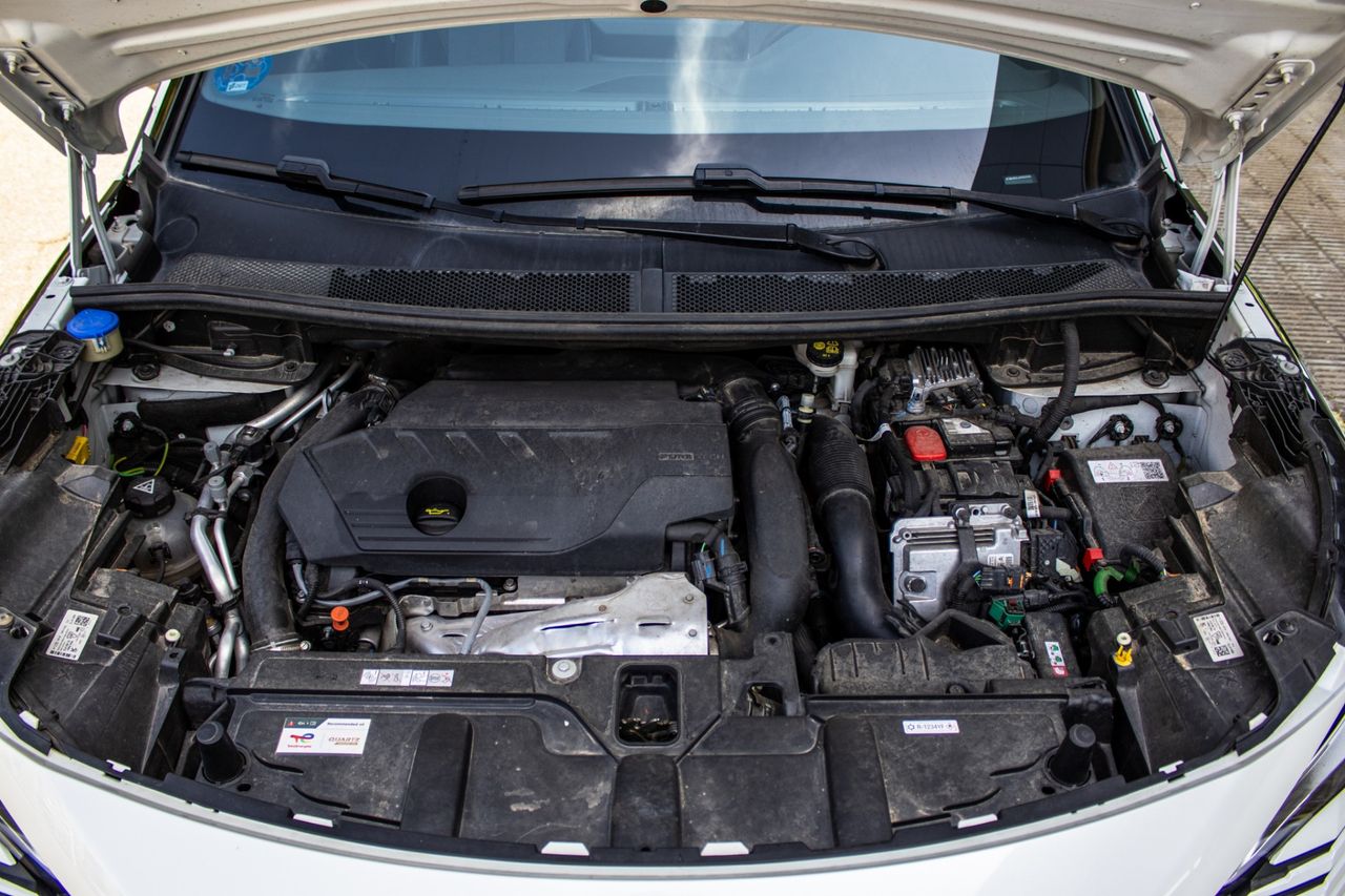 Peugeot 3008 Allure Pack Hybrid 136 e-DCS6 - Foto 22