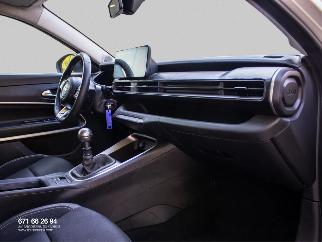 Jeep Avenger 1.2 Turbo 100 CV Altitude - Foto 17