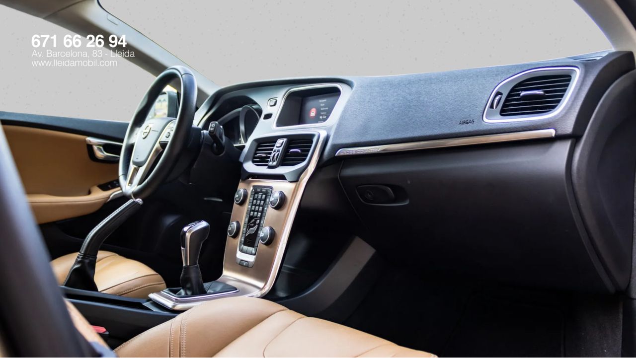 Volvo V40 Cross Country T3 Pro - Foto 20